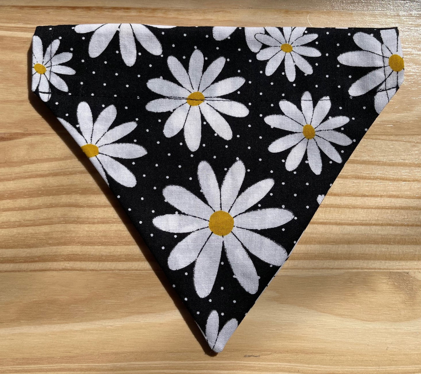 WHITE DAISY FLOWERS FABRIC CAT AND DOG BANDANAS Easy Slide over Collar