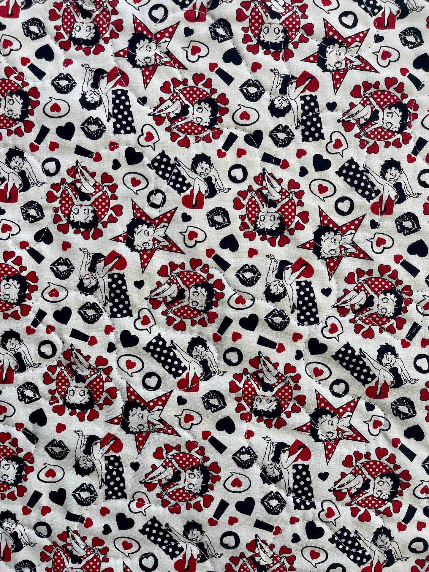 BETTY BOOP CARTOON INSPIRED QUILTED BLANKET