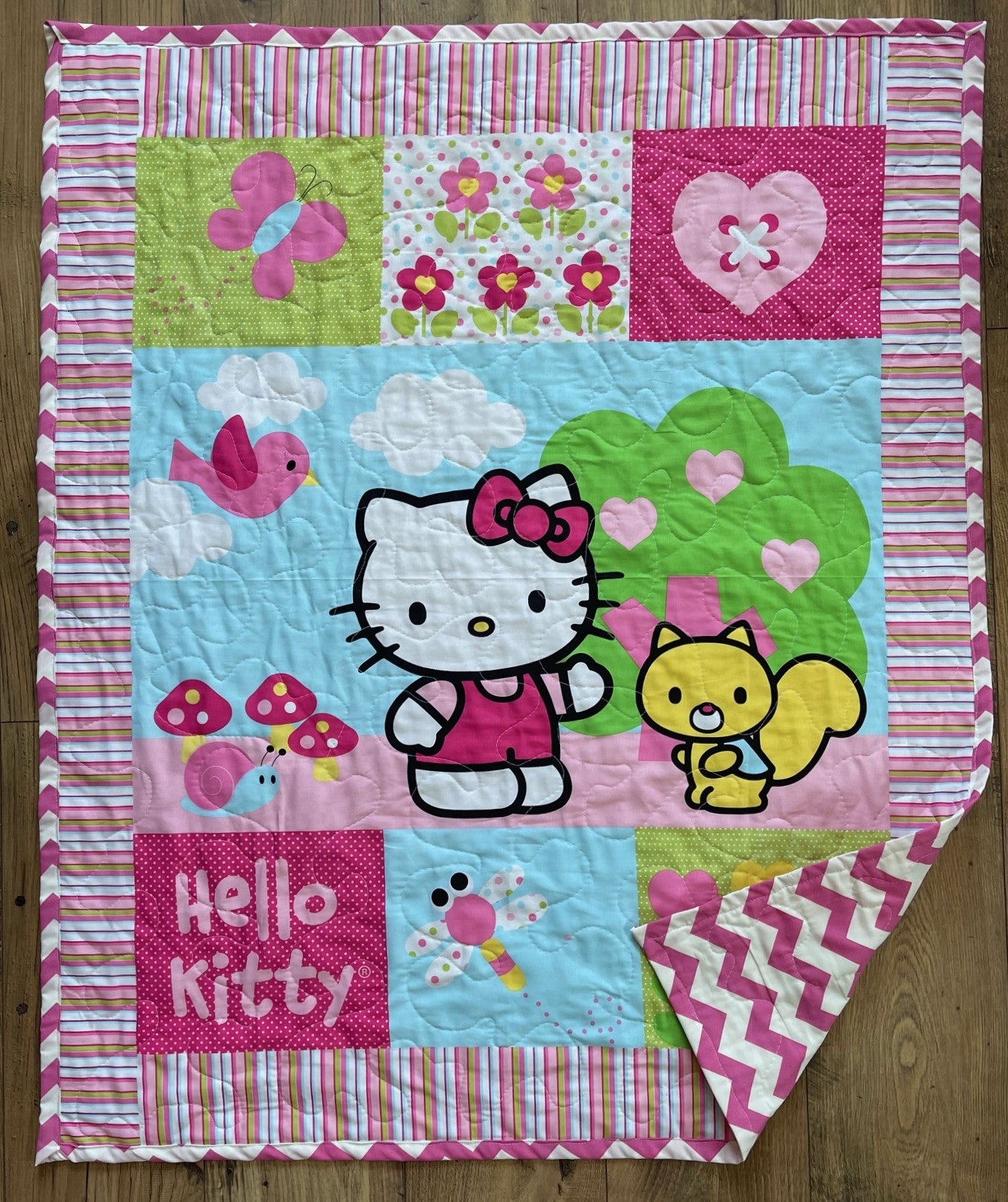KITTY & LORRY SQUIRREL GARDEN FLOWERS QUILTED BLANKET