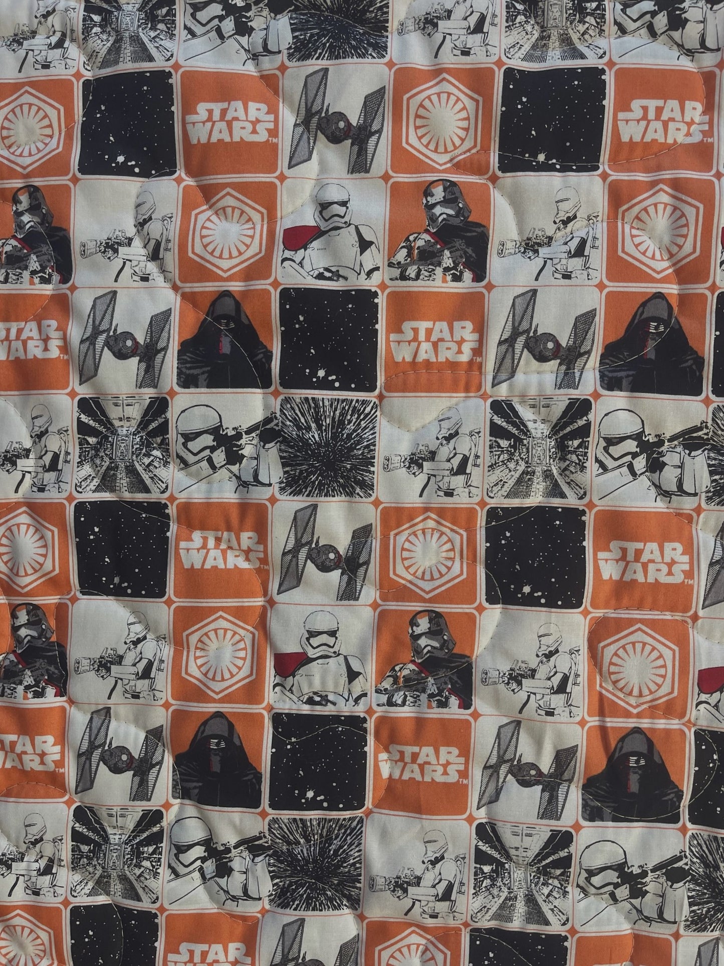 STAR WARS DARTH VADER GLOW IN THE DARK VILLIAN INSPIRED QUILTED BLANKET