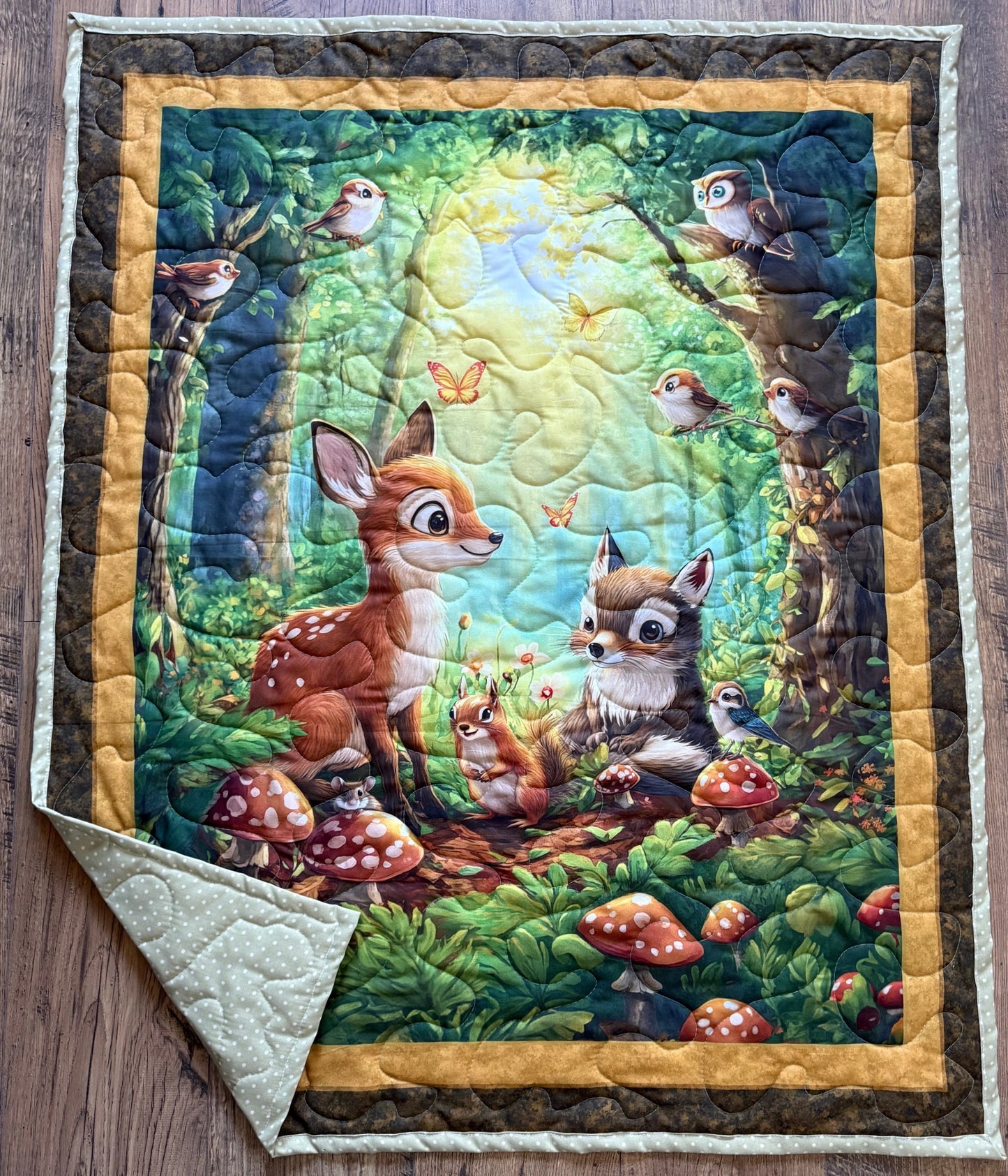 WOODSY FOREST ANIMALS DEERS, SQUIRRELS, OWL IN NATURE Quilted Blanket