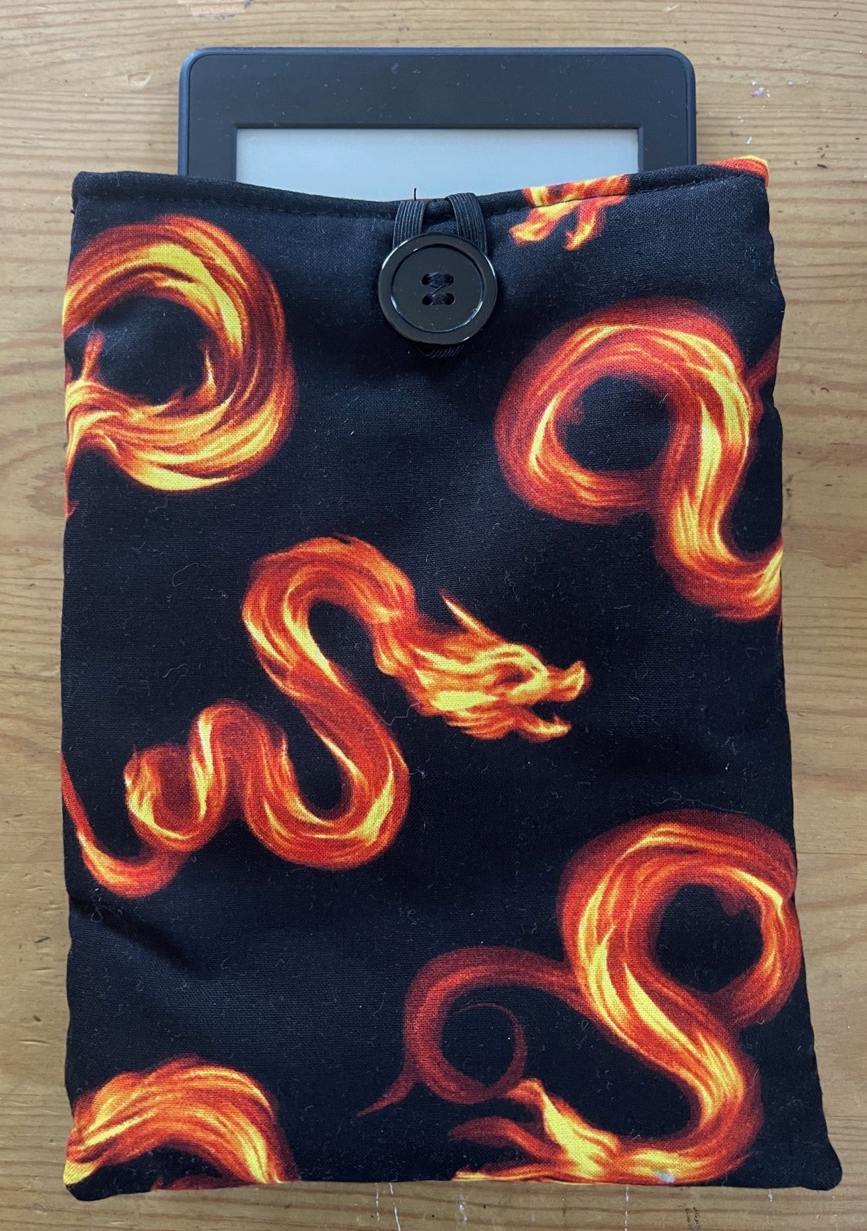 FIRE DRAGONS KINDLE SLEEVE Padded Pouch fits 6" 7" Models