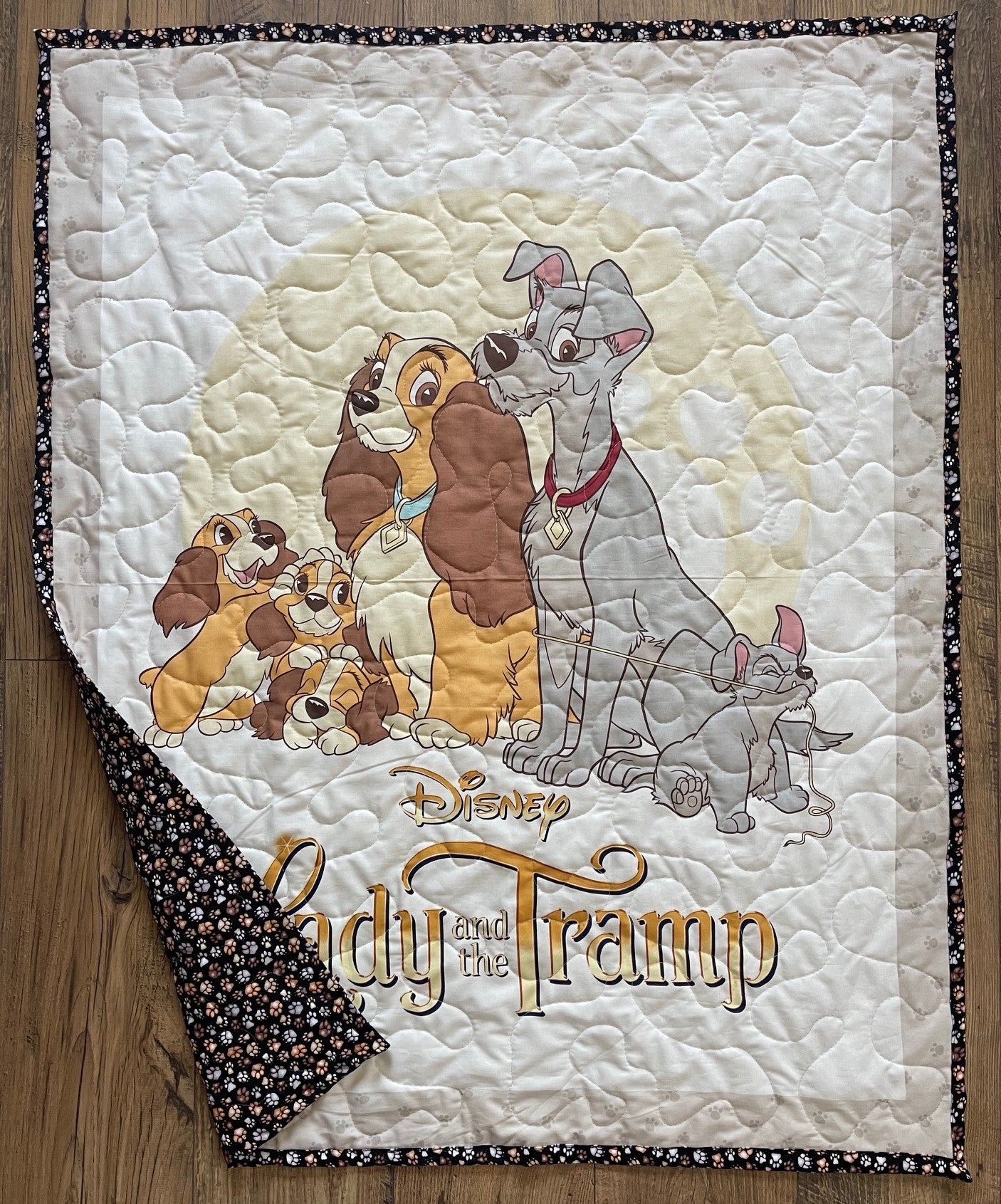 DISNEY CLASSIC LADY AND THE TRAMP INSPIRED QUILTED BLANKET