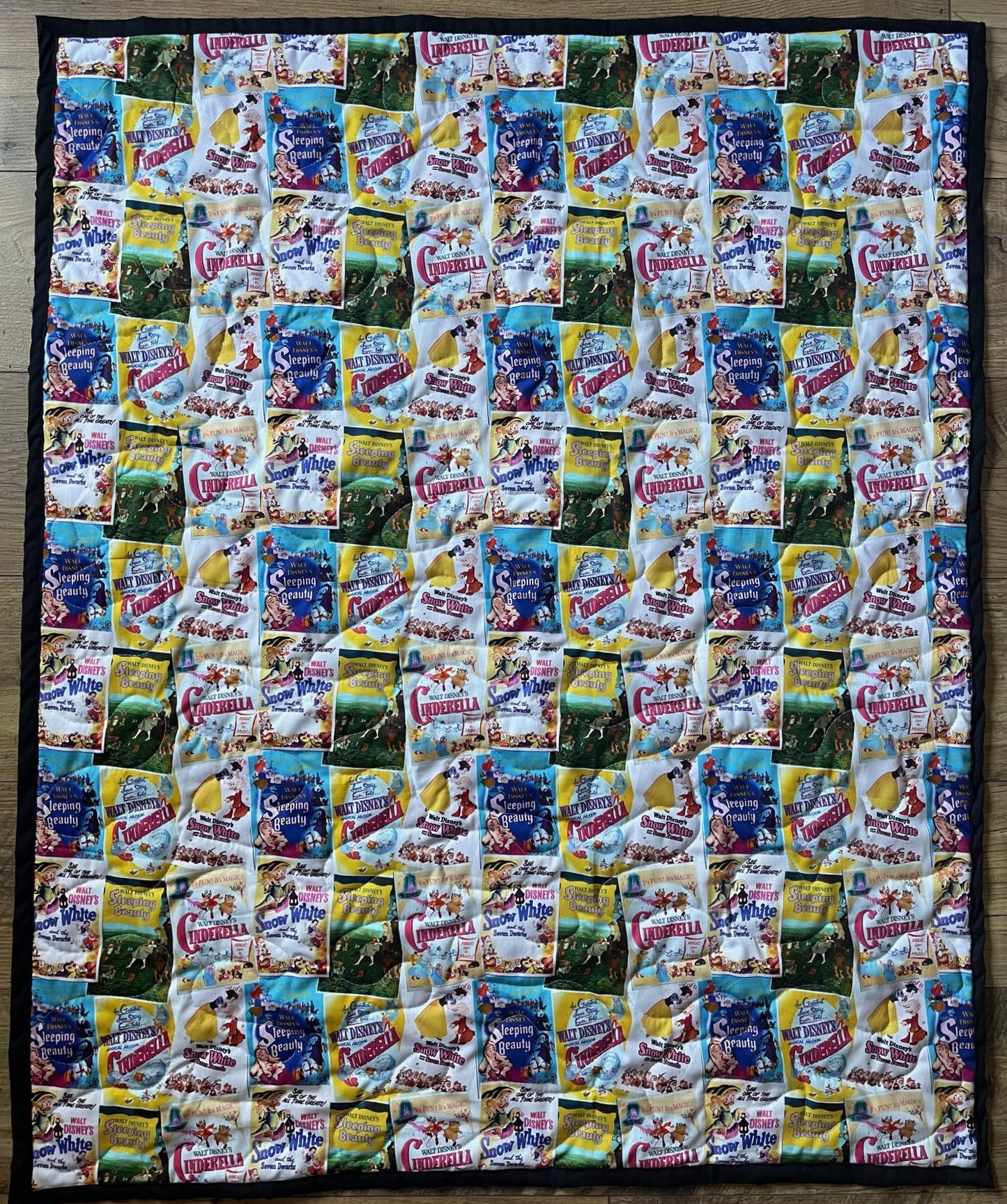 DISNEY PRINCESS POSTERS Inspired SNOW WHITE, AURORA SLEEPING BEAUTY & CINDERELLA Quilted Blanket