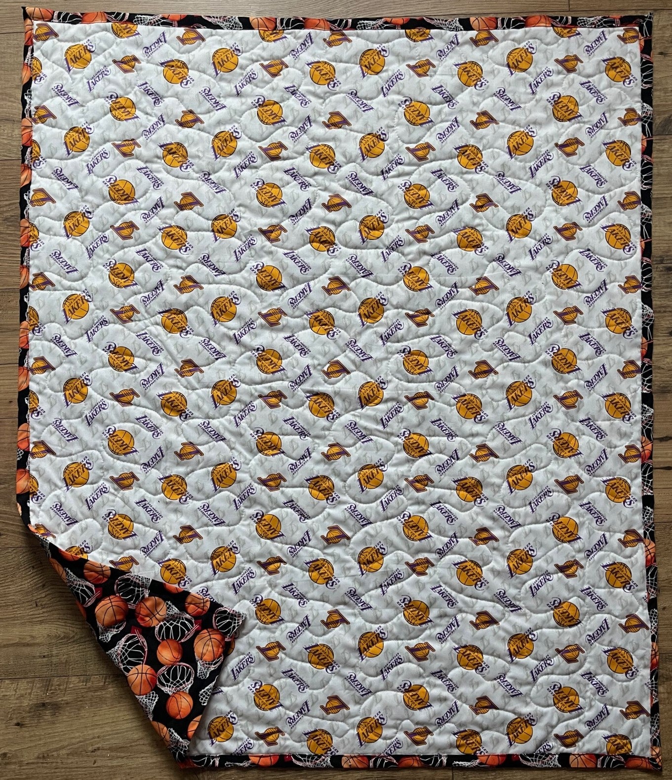NBA LOS ANGELES LAKERS BASKETBALL QUILTED BLANKET