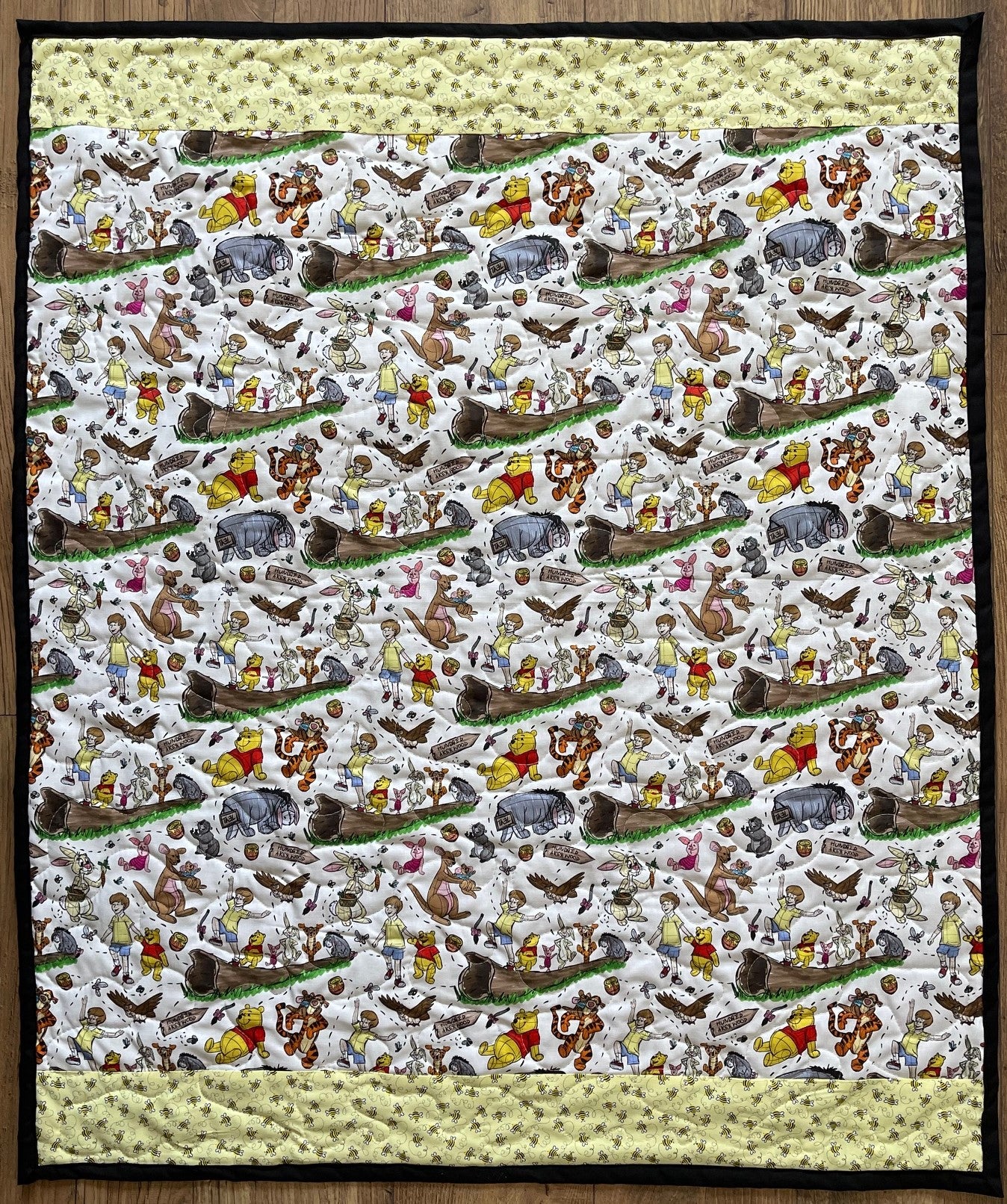CLASSIC WINNIE THE POOH CHARACTERS SKETCH INSPIRED QUILTED BLANKET