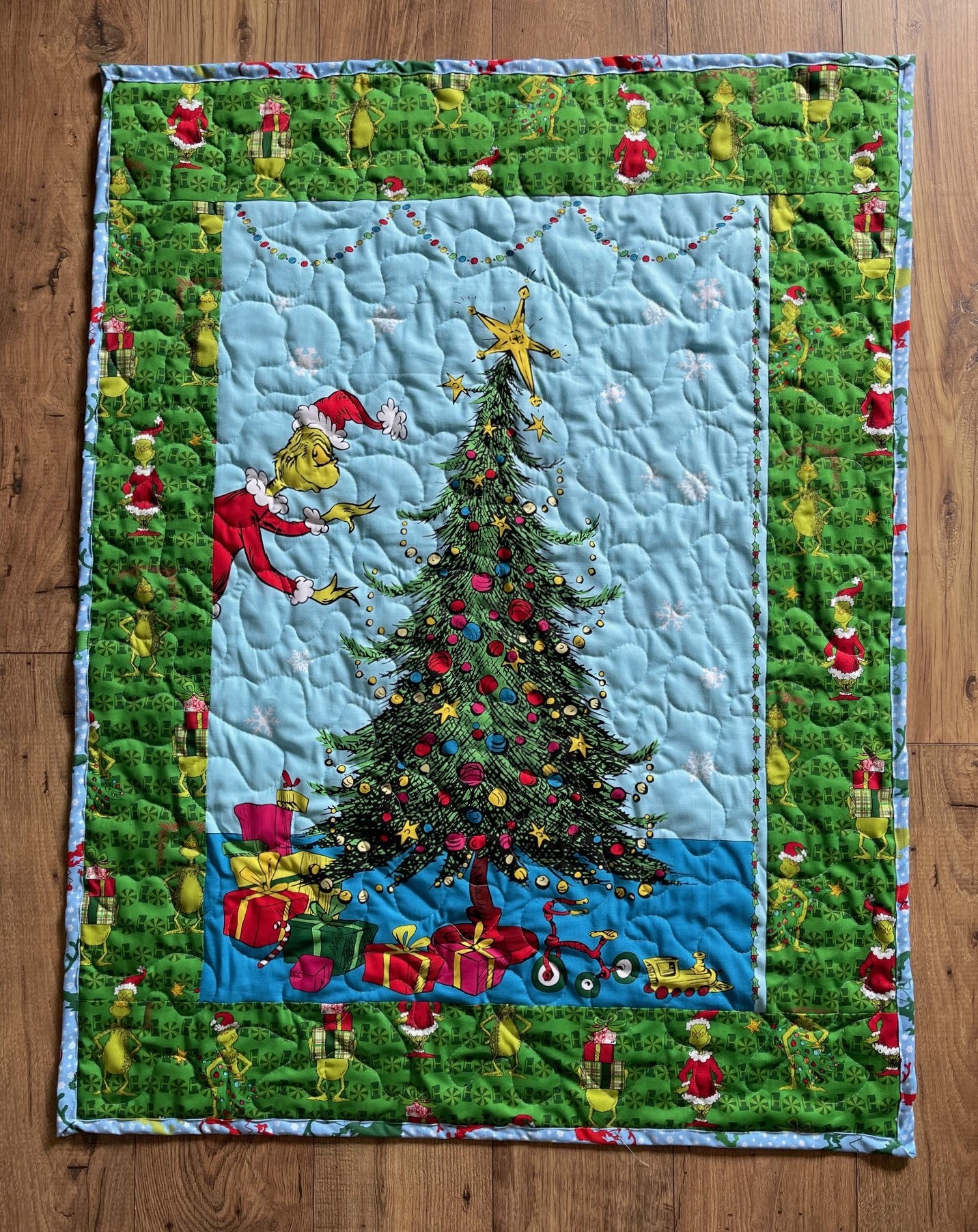 HOW THE GRINCH STOLE CHRISTMAS Inspired Quilted Blanket with MAX BACKING BLUE