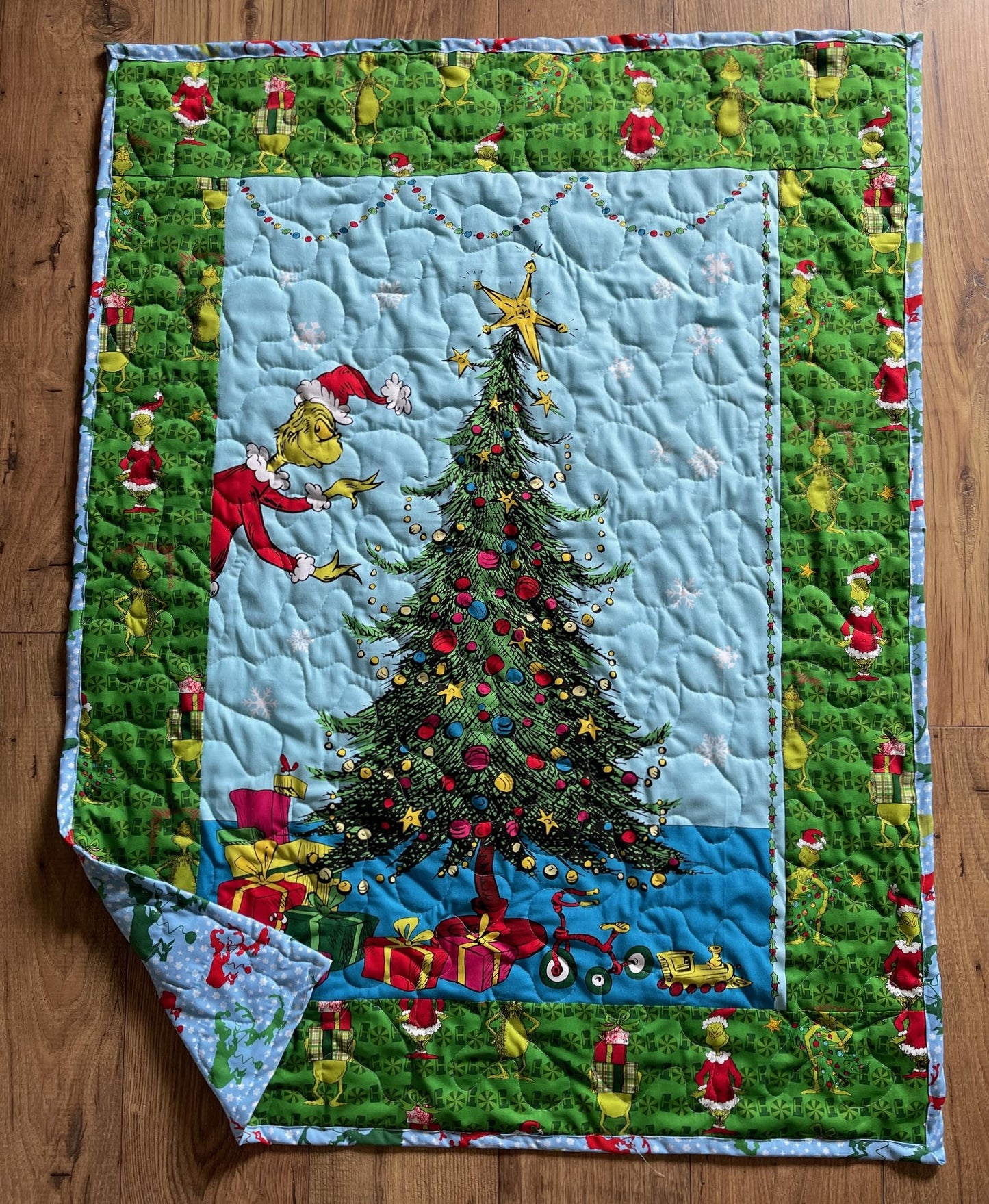 HOW THE GRINCH STOLE CHRISTMAS Inspired Quilted Blanket with MAX BACKING BLUE