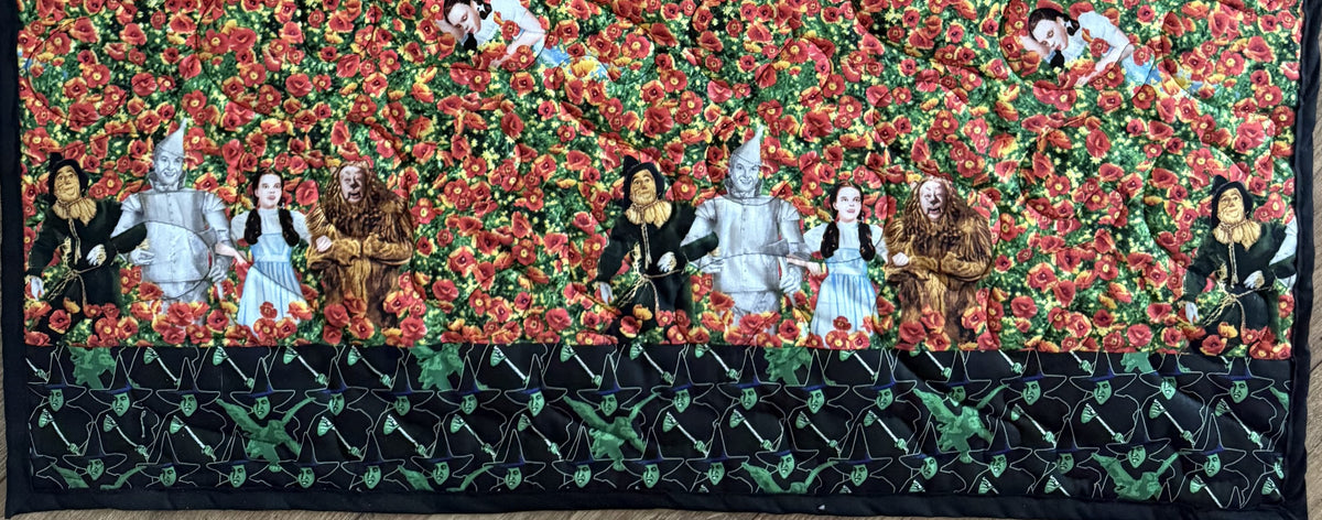 WIZARD OF OZ MOVIE, DOROTHY, SCARECROW, TINMAN & COWARDLY LION WICKED WITCH OF THE WEST Inspired Quilted Blanket