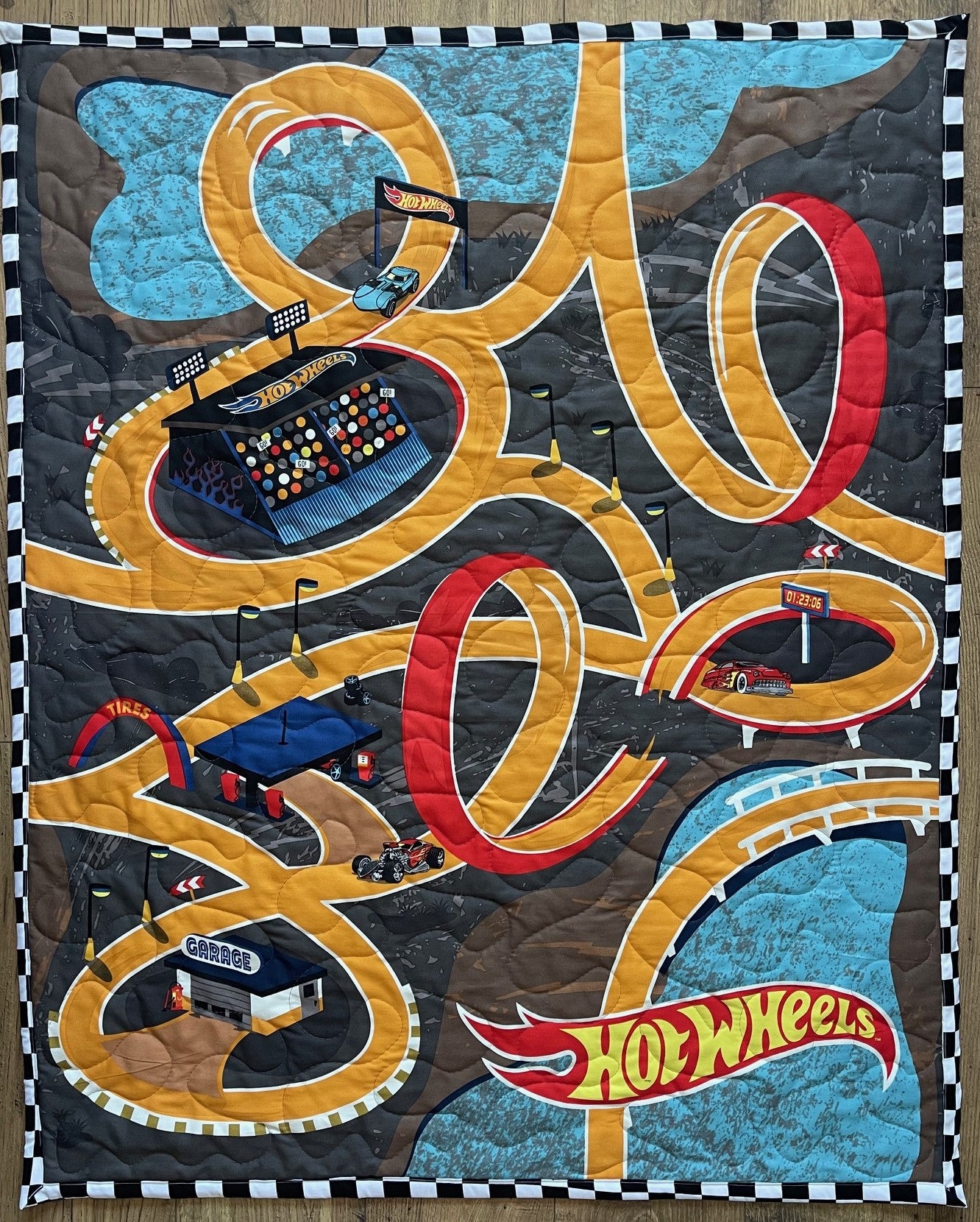 HOT WHEELS CLASSIC RACE CARS INSPIRED QUILTED BLANKET