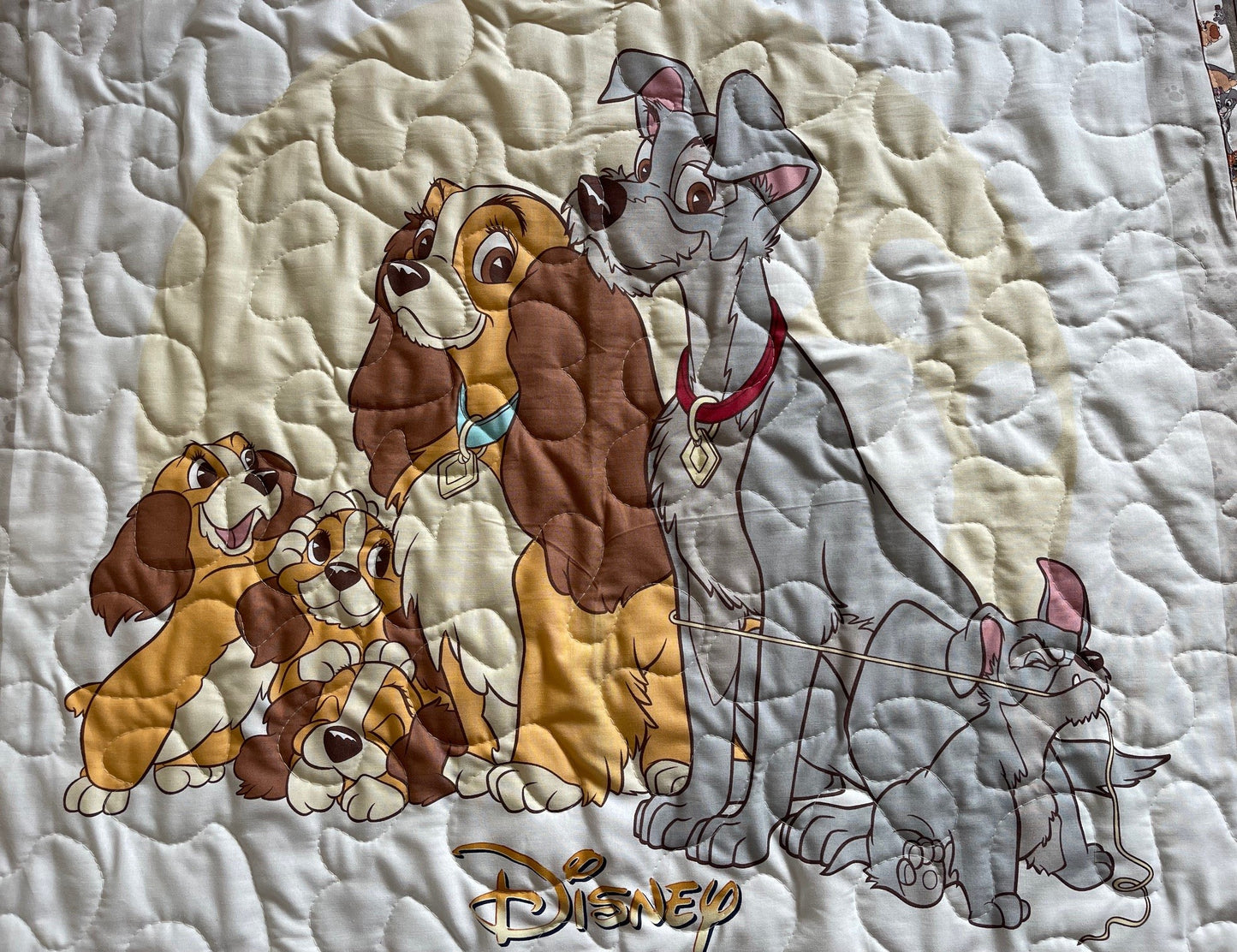 DISNEY CLASSIC LADY AND THE TRAMP INSPIRED QUILTED BLANKET