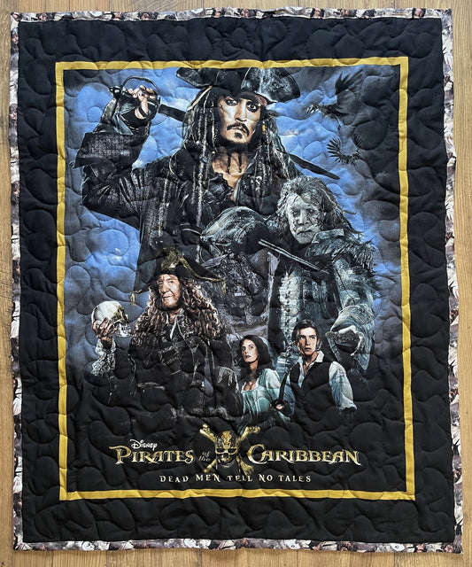 PIRATES OF THE CARIBBEAN "DEAD MEN TELL NO TALES" CHARACTERS BACKING QUILTED BLANKET