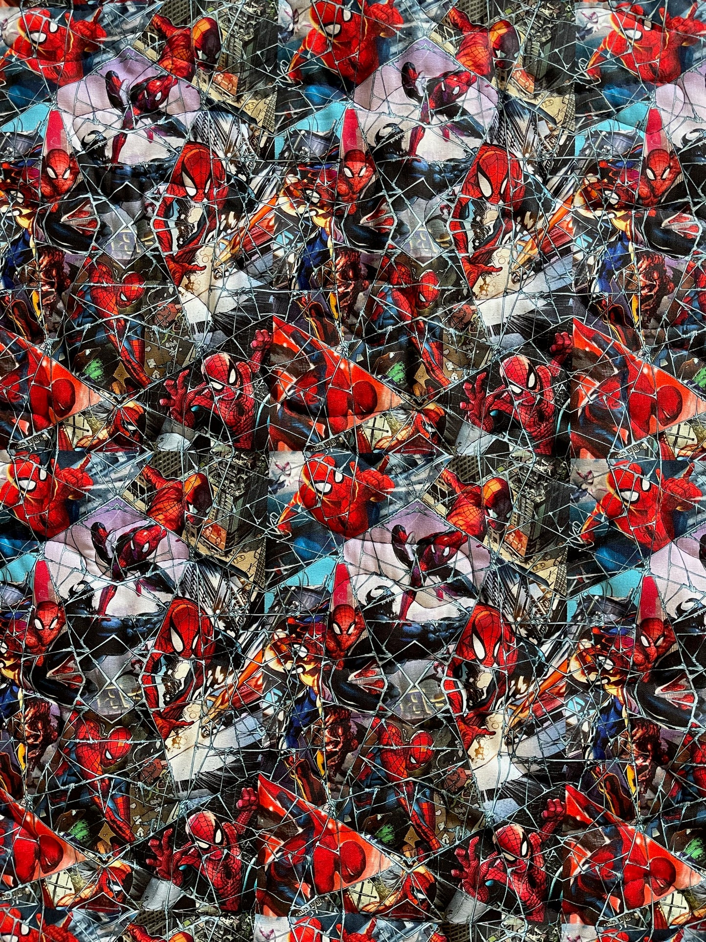 THE AMAZING SPIDER-MAN SPIDEY SENSE PANES Inspired DIGITALLY PRINTED REVERSIBLE QUILTED BLANKET
