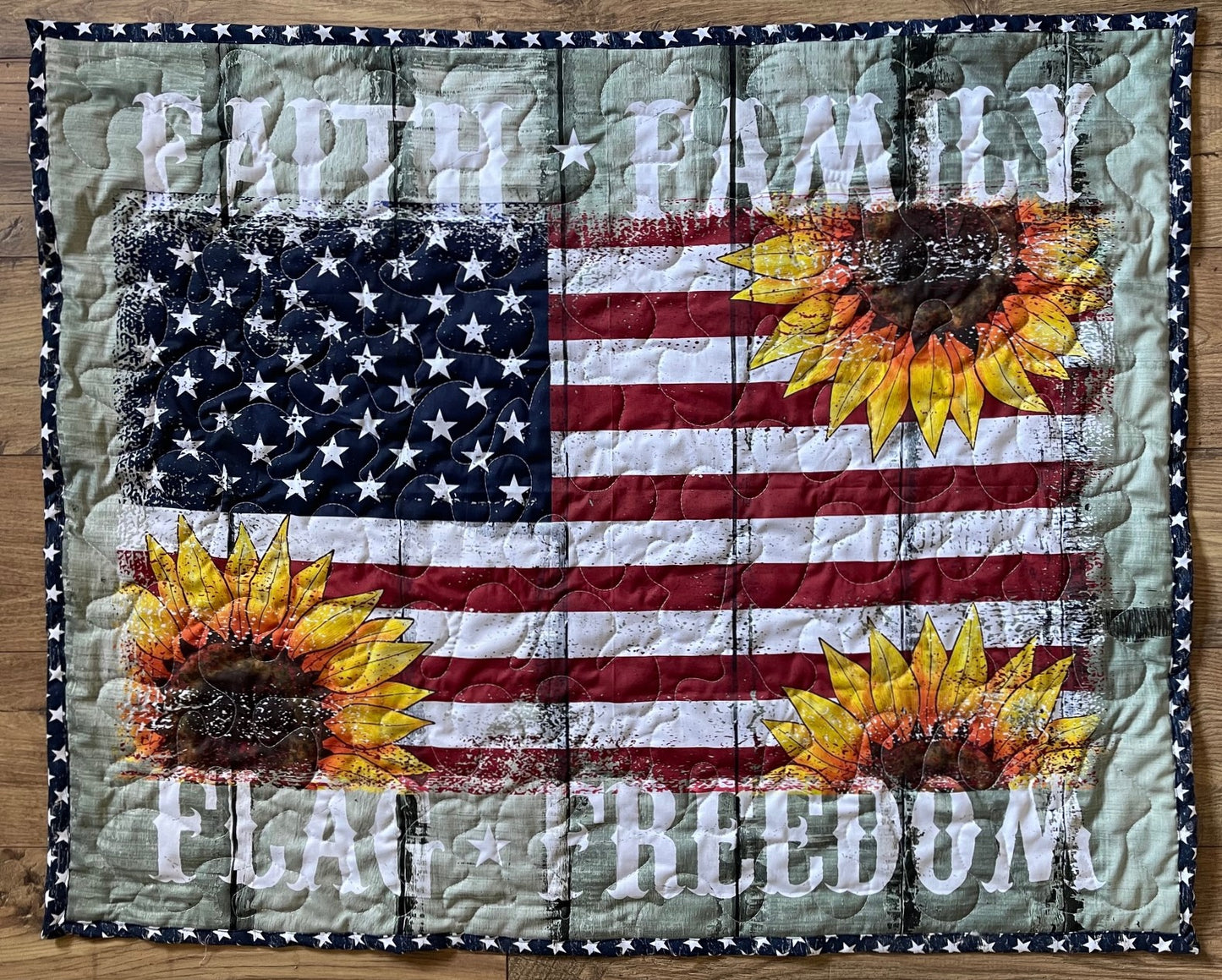 USA AMERICAN FLAG SUNFLOWERS *FAITH FAMILY FLAG FREEDOM* 36"X44" QUILTED BLANKET