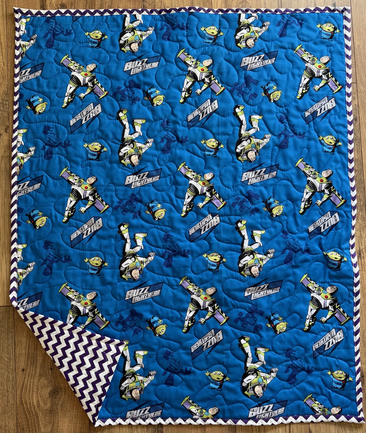 TOY STORY BUZZ LIGHTYEAR SPACE RANGER & ALIENS INSPIRED QUILTED BLANKET