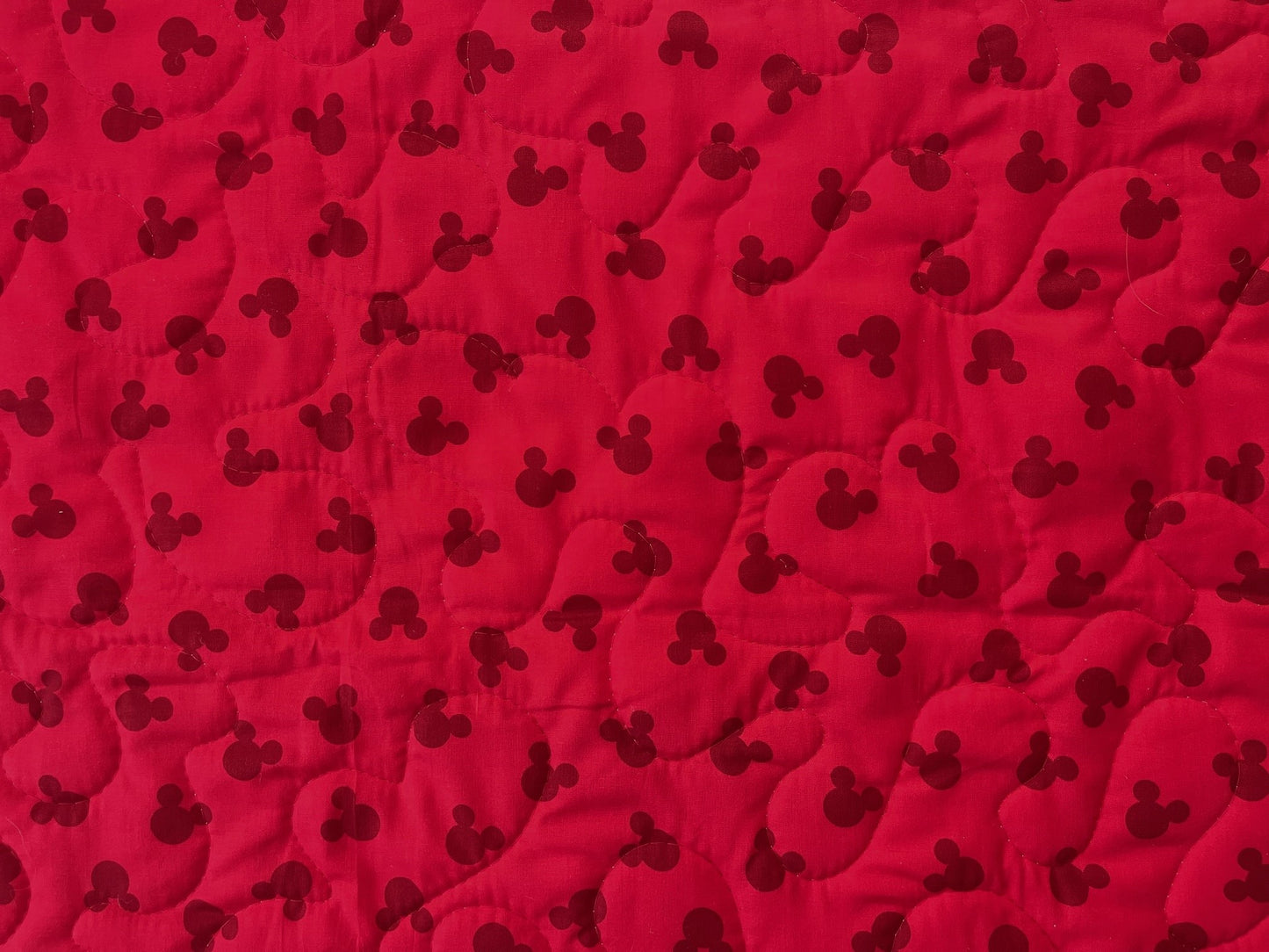 MICKEY MOUSE INSPIRED QUILTED BLANKET PRIMARY COLORS