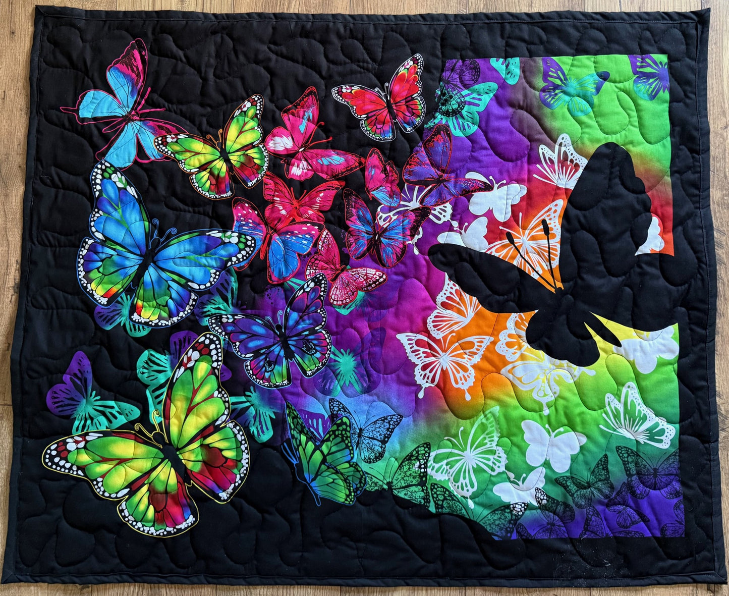 BRIGHT BEAUTIFUL BUTTERFLY QUILTED BLANKET WALLHANGING