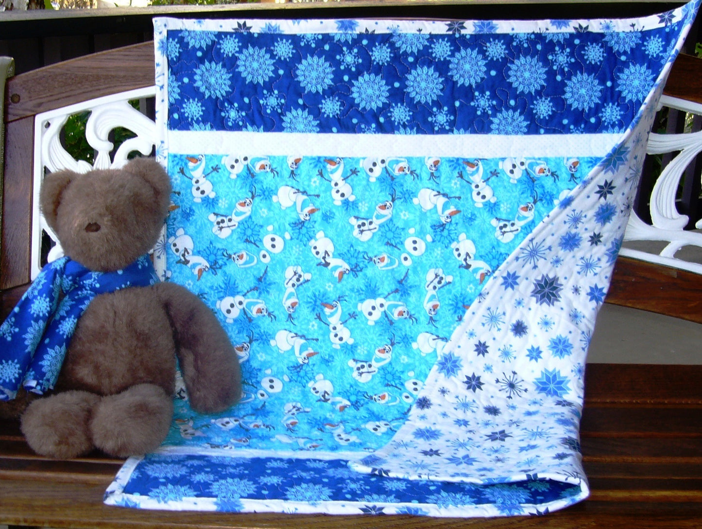 FROZEN SISTERS OLAF inspired Quilted Soft Flannel Blanket Baby Nursery Child Toddler Bedding to Adult Lap Blanket