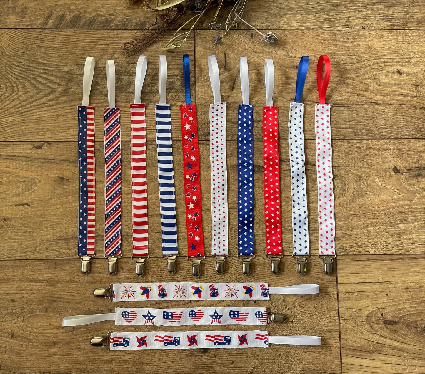 USA Flag Patriot Stars & Stripes Red White & Blue Pacifier Clips Teether Toy Leash