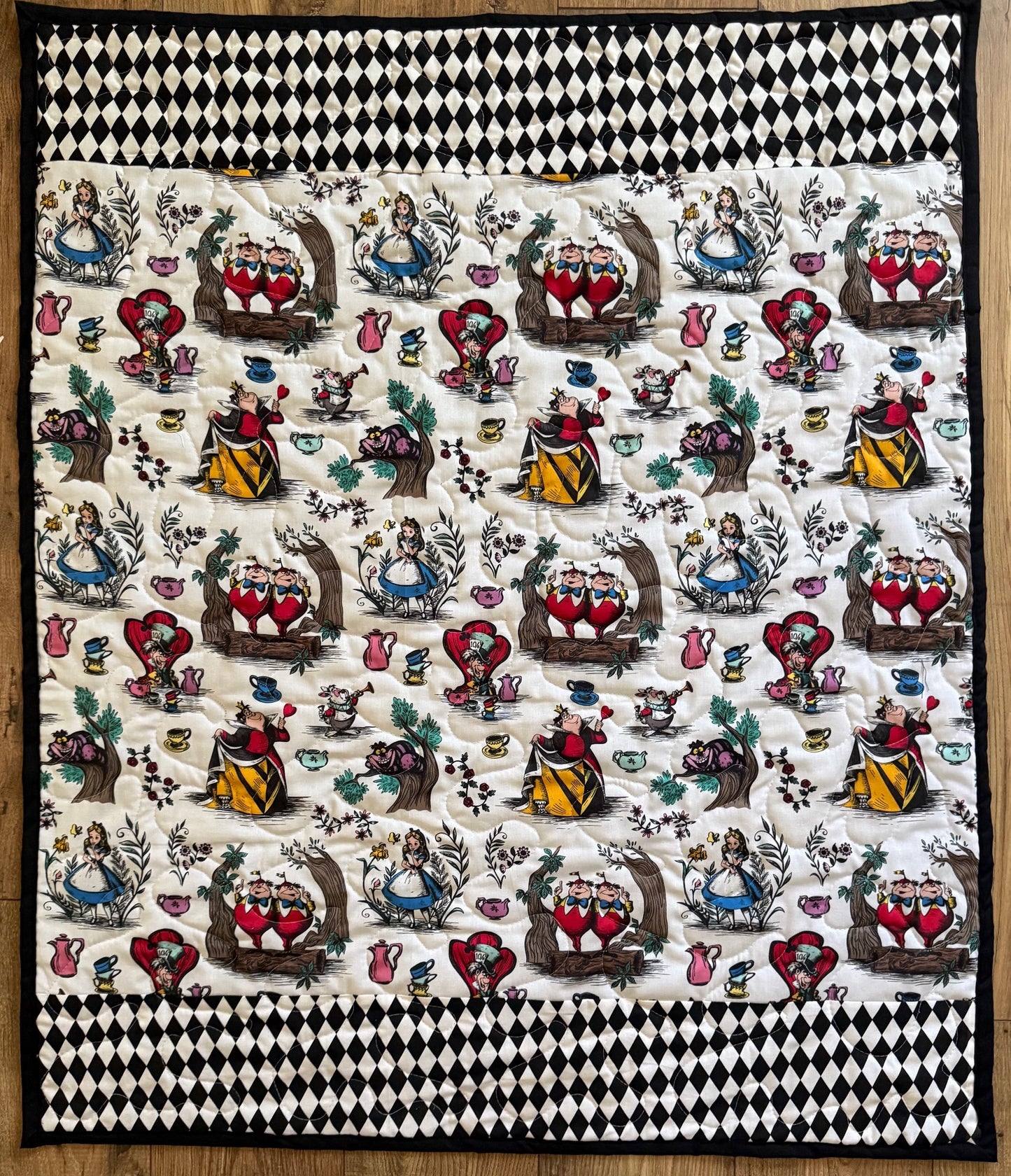 BlaALICE IN WONDERLAND A VERY MERRY UNBIRTHDAY TO YOU Inspired Quilted Blanketnket