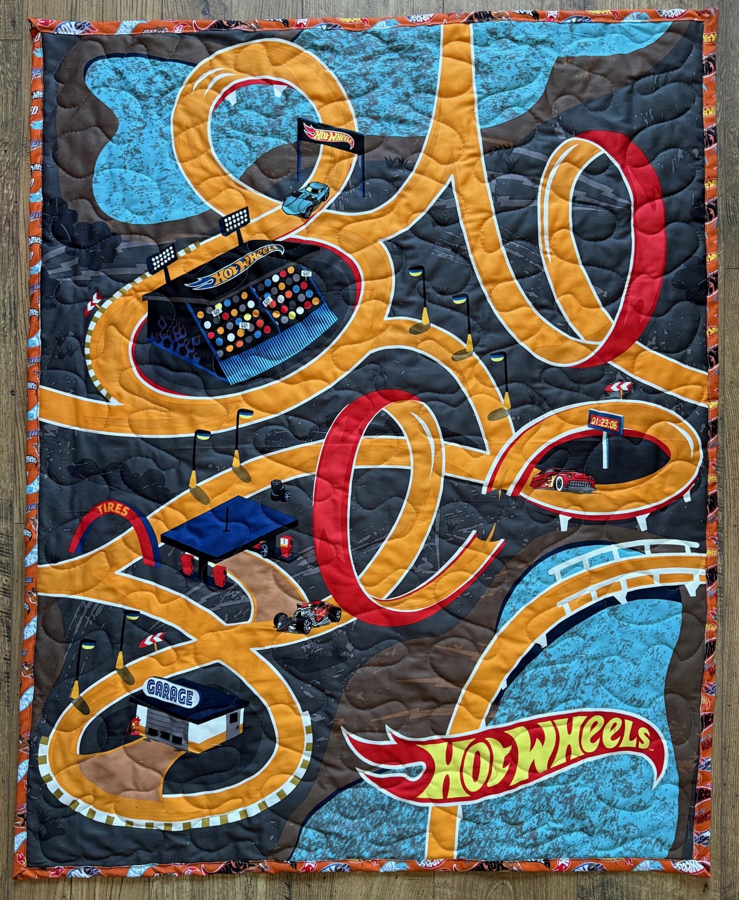 MATTEL HOT WHEELS CLASSIC RACE CARS REVERSIBLE INSPIRED QUILTED BLANKET