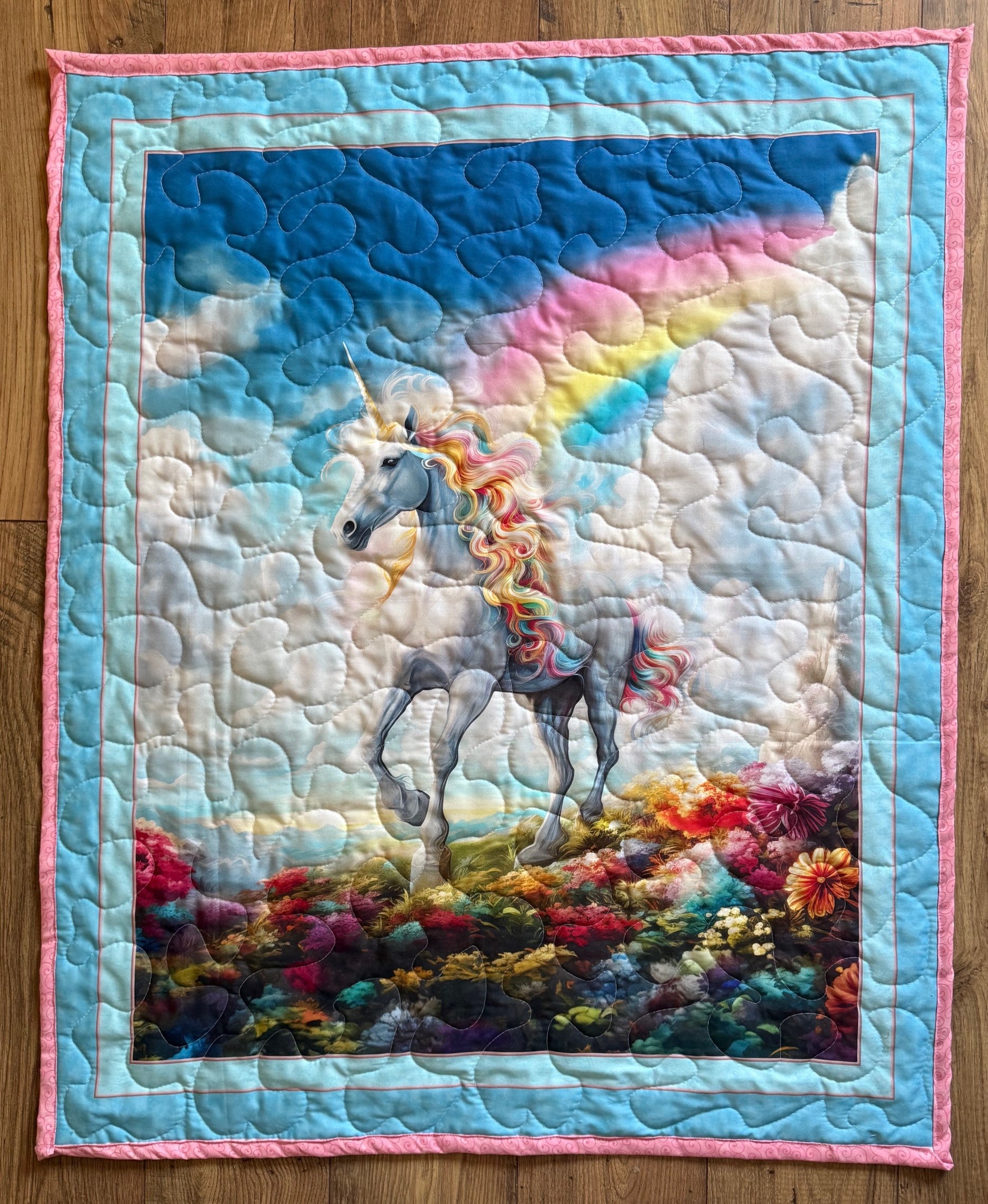 BEAUTIFUL UNICORN END OF THE RAINBOW FLORAL FANTASY QUILTED BLANKET