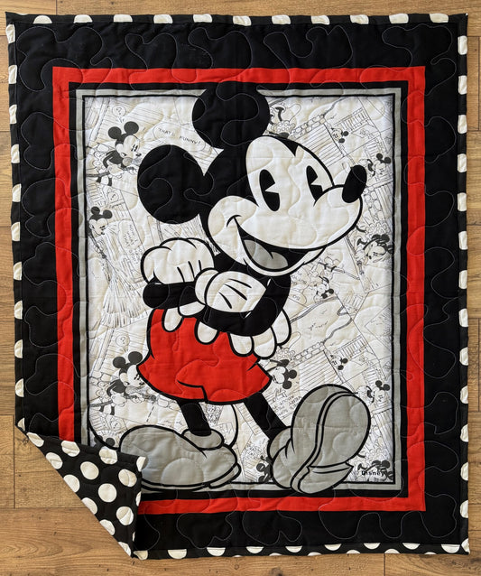 MICKEY MOUSE COMIC STRIP INSPIRED QUILTED BLANKET