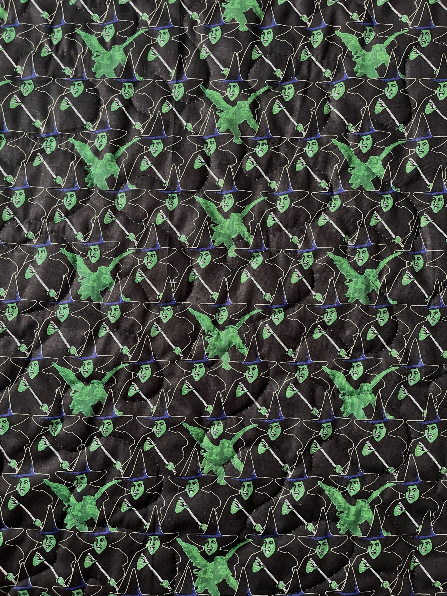 WIZARD OF OZ MOVIE POSTERS Quilted Blanket