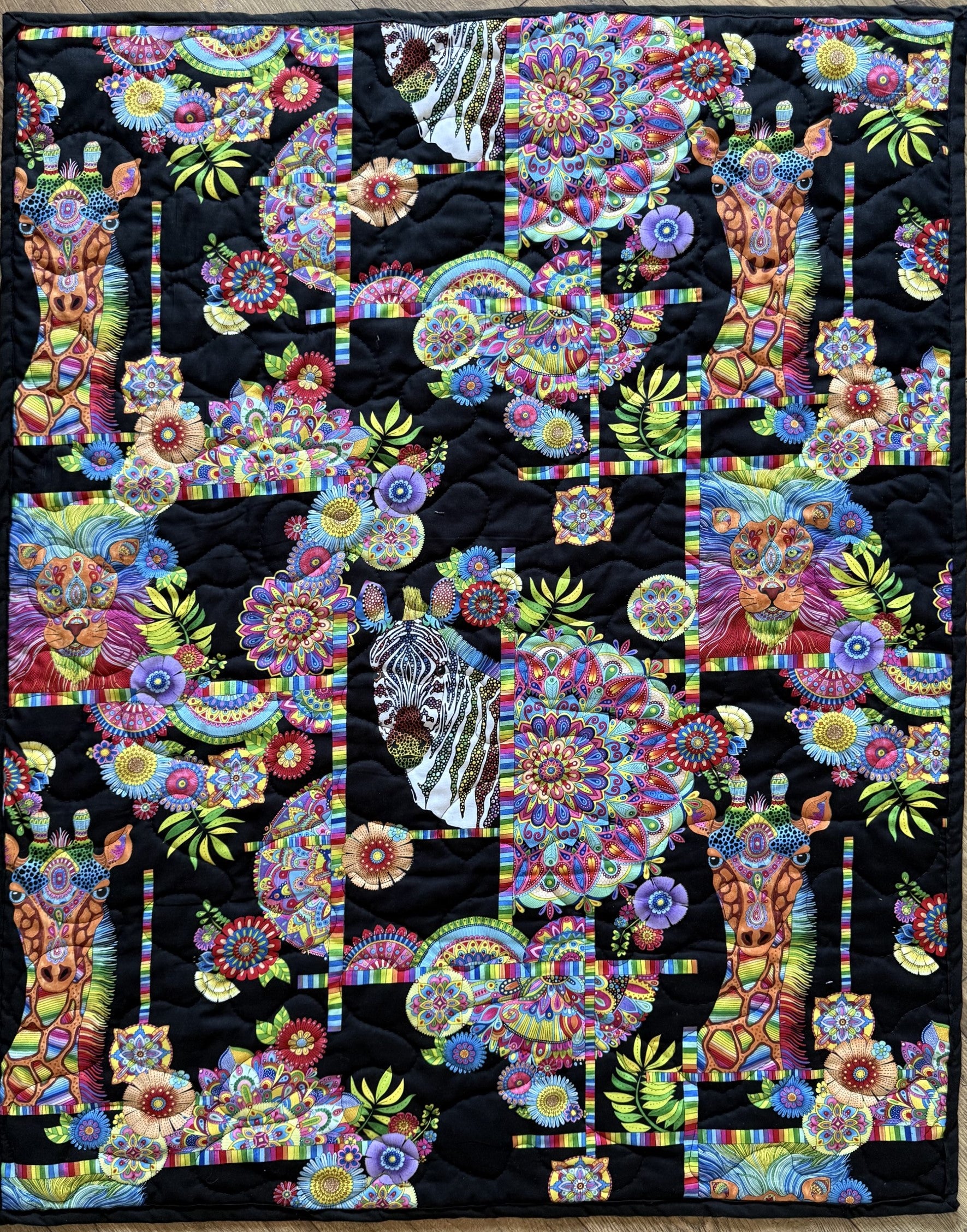 SAFARI ANIMALS BRIGHT MOZIAC ABSTRACT LION, GIRAFFE & ZEBRA QUILTED BLANKET