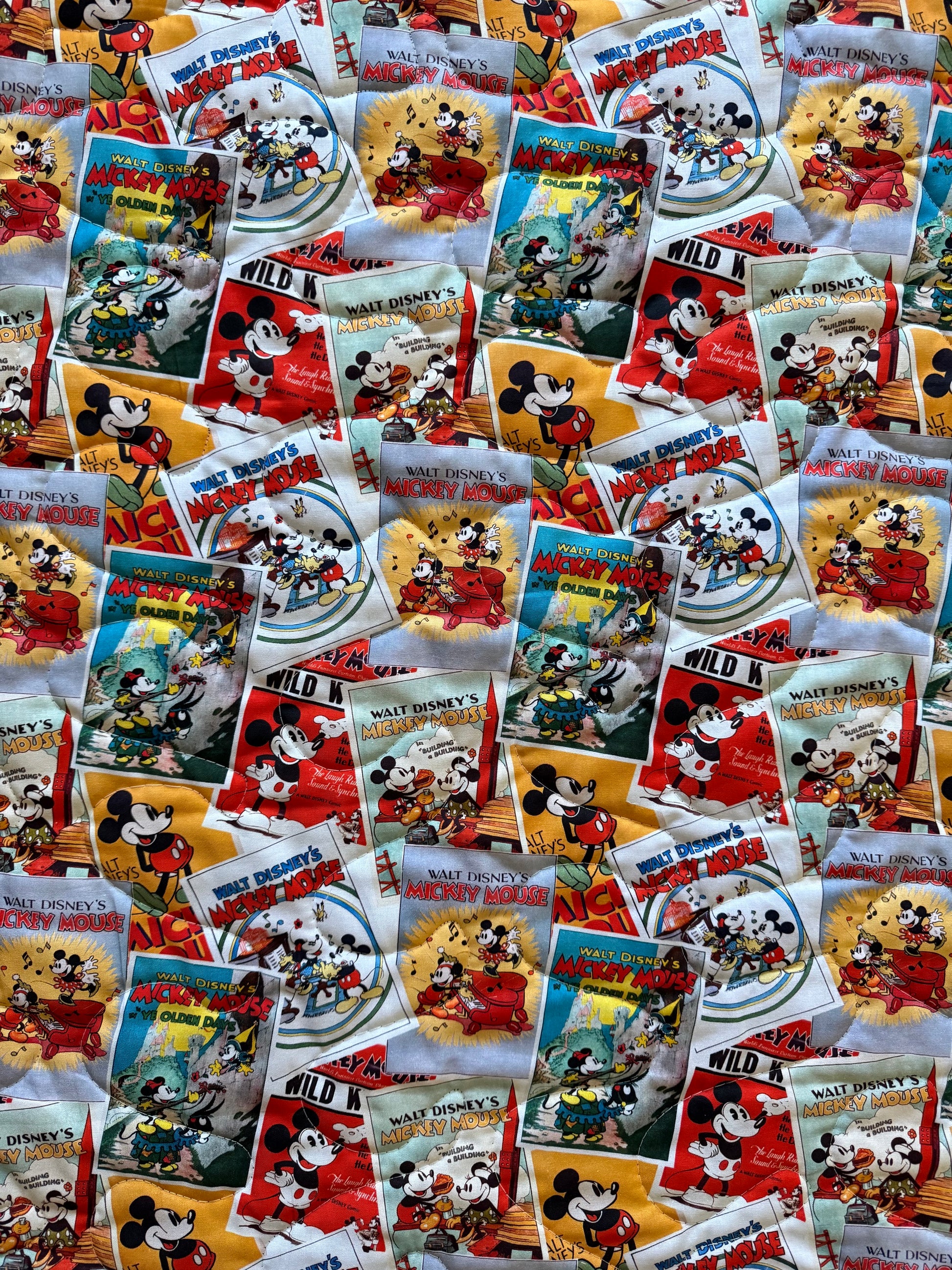 CLASSIC MICKEY & MINNIE CARTOON MOVIE POSTERS Inspired Quilted Blanket