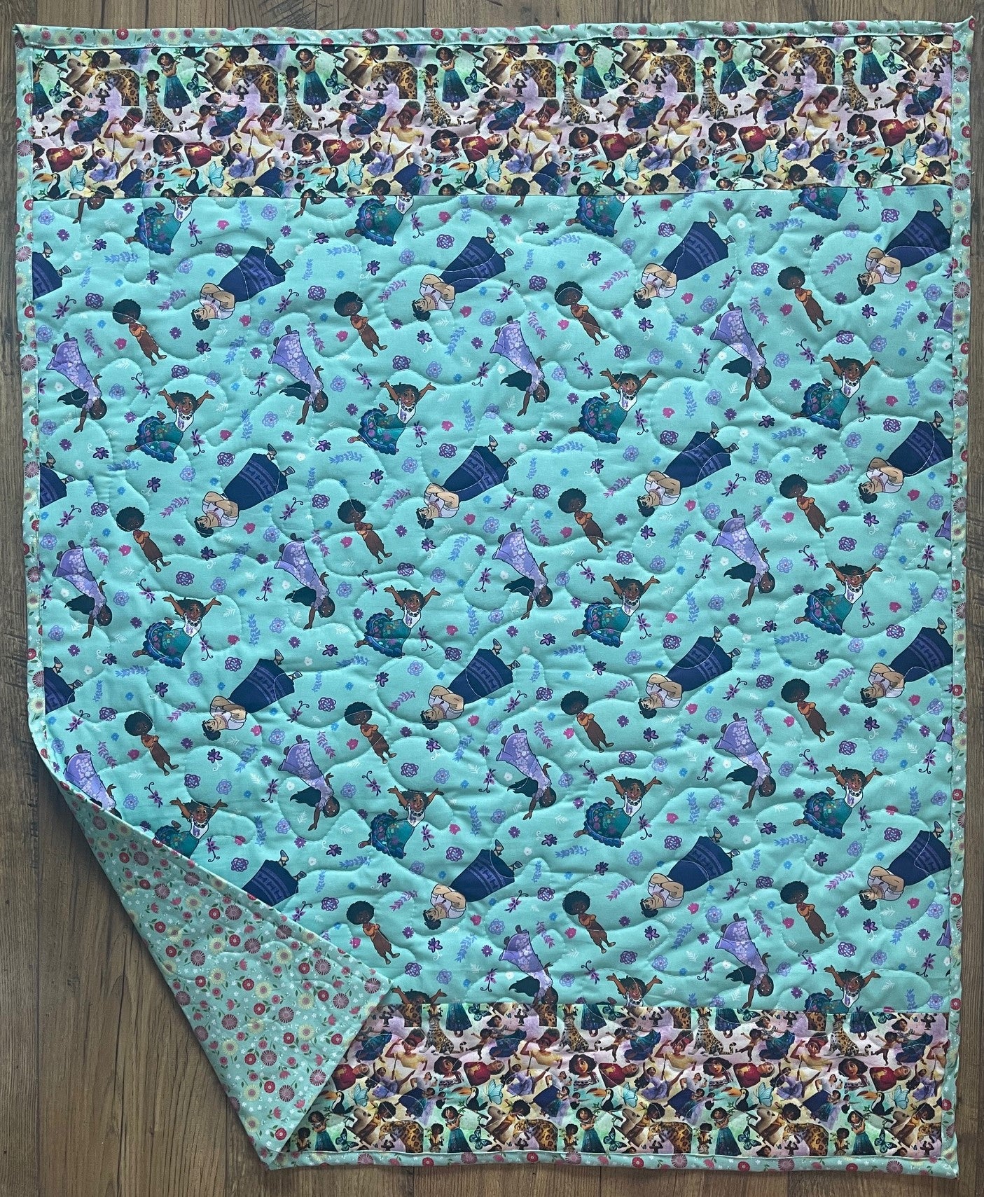 ENCANTO MOVIE CHARACTERS QUILTED BLANKET