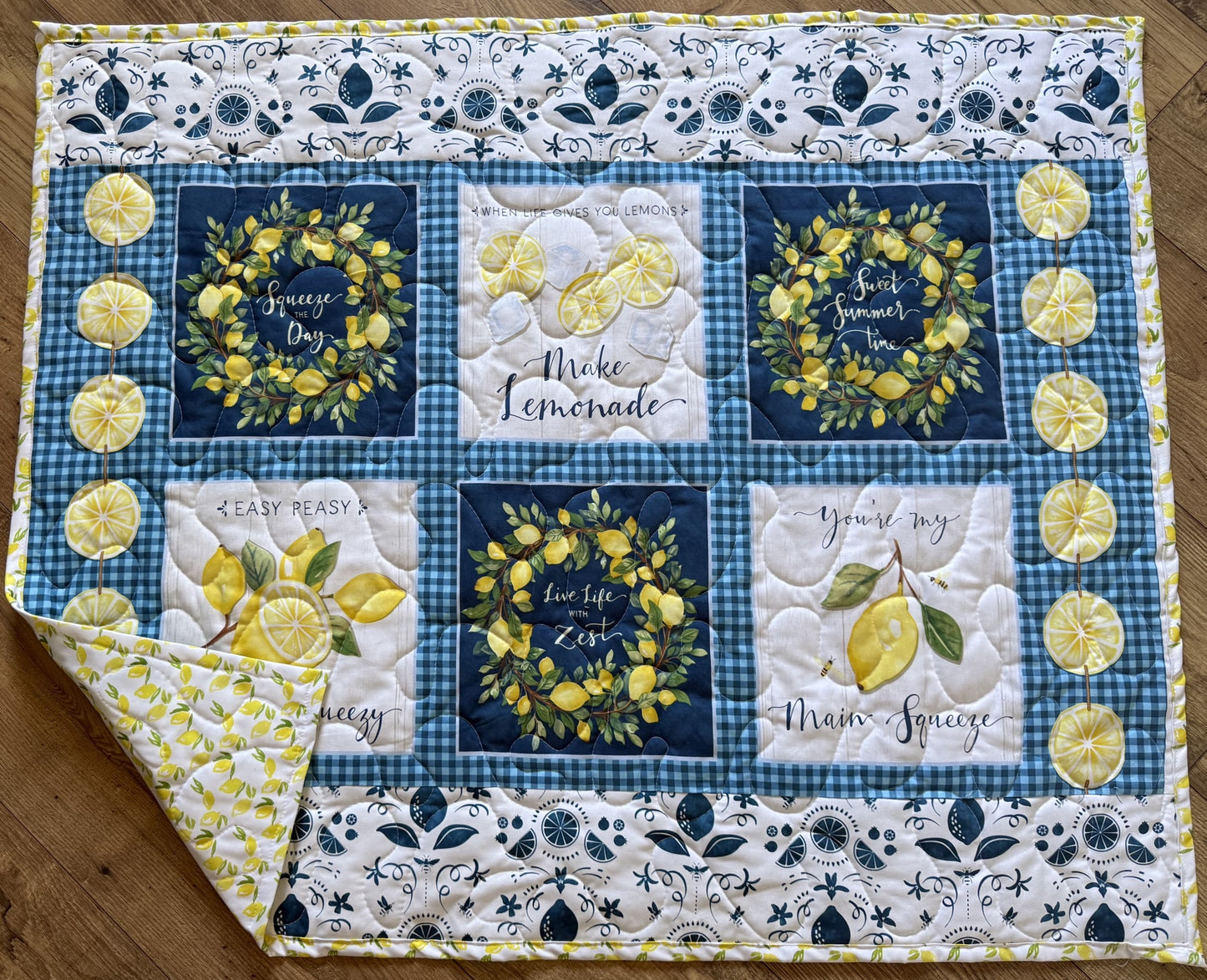 LEMON FESTIVAL EASY PEAZY LEMON SQUEEZY QUILTED BLANKET FOR ALL AGES