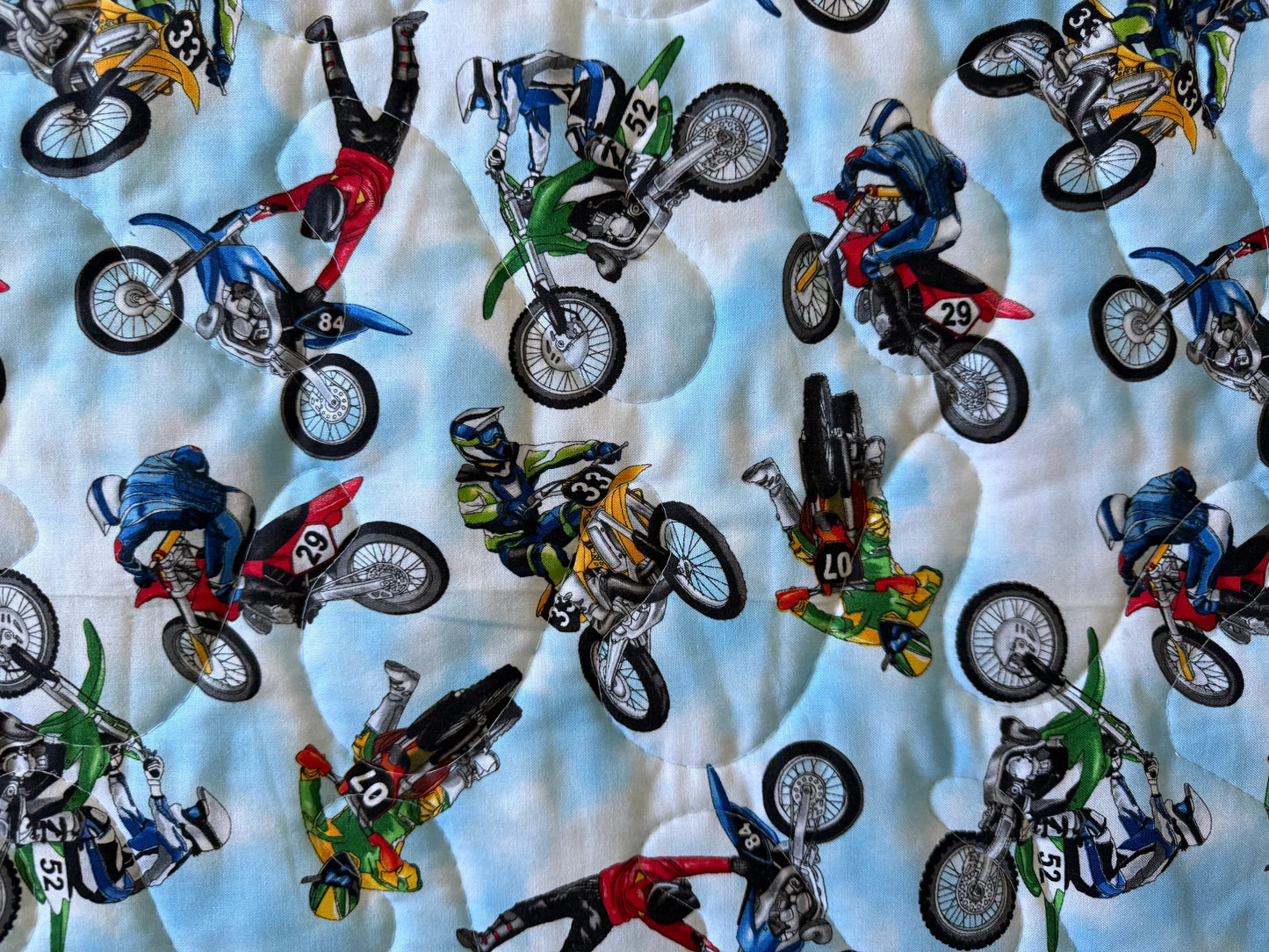 MOTORCYCLE FREE STYLE STUNTSDIRT BIKE RIDER MOTORCROSS Quilted Blanket