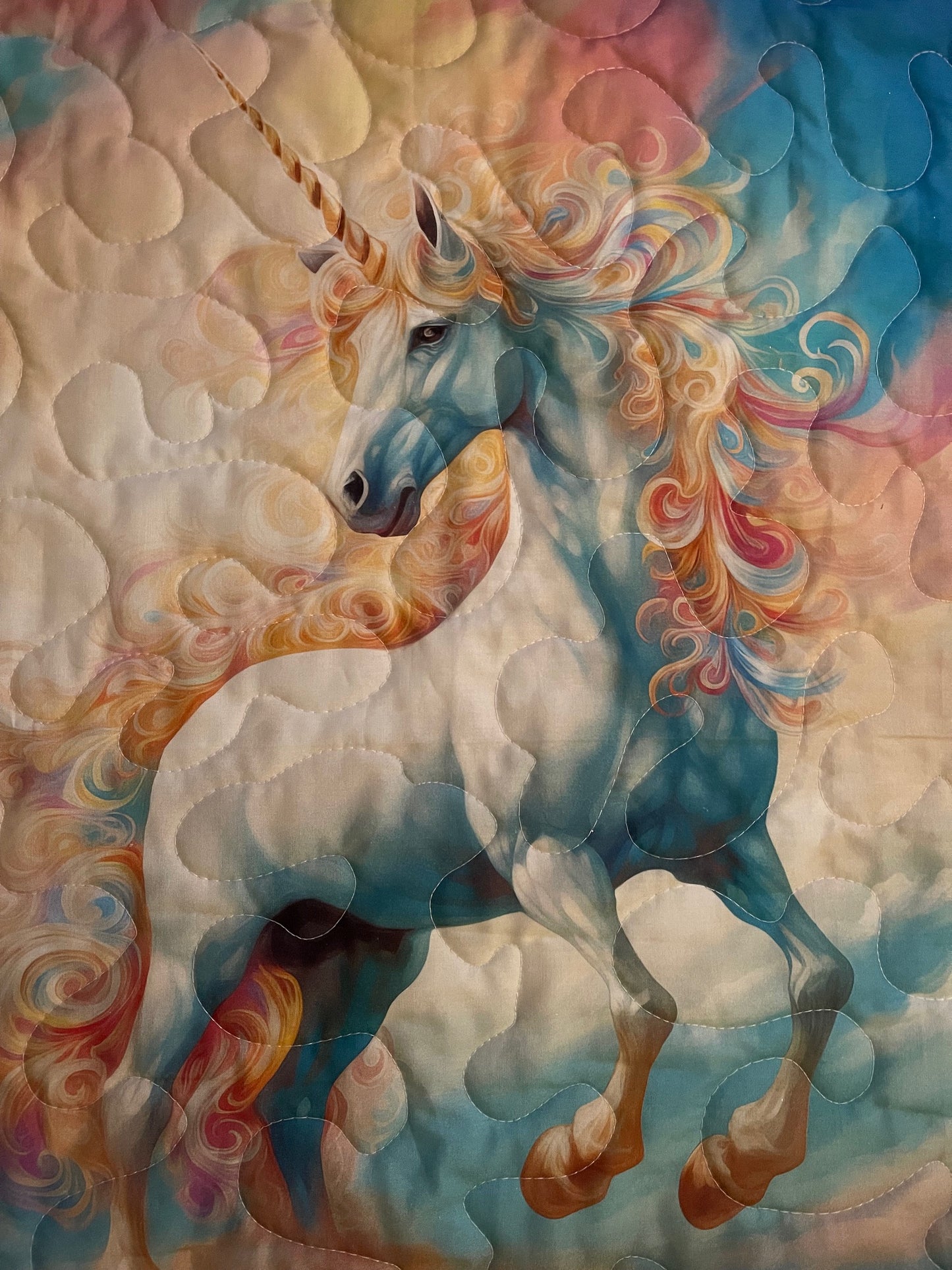 BEAUTIFUL UNICORN IN PARADISE QUILT BLANKET WITH SHIMMERY GLITTER BACKING FABRIC