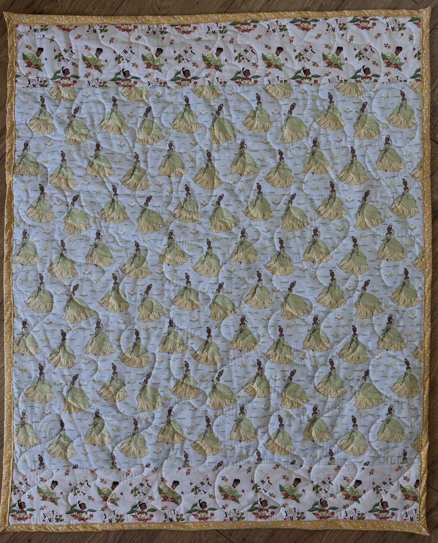 TIANA PRINCESS AND THE FROG Quilted Blanket