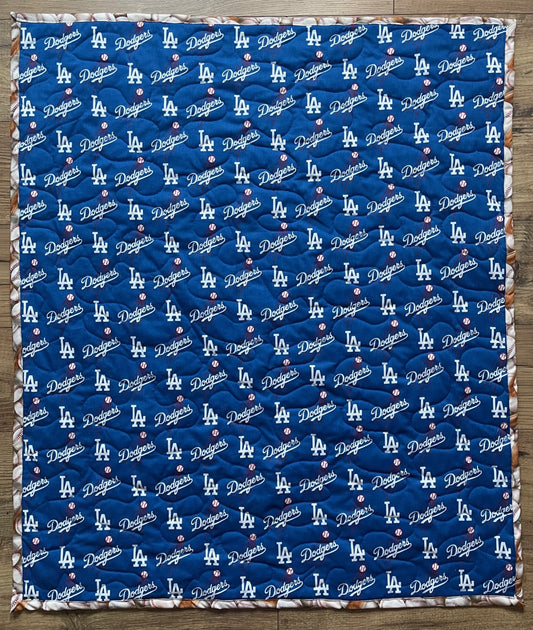 LOS ANGELES DODGERS BASEBALL QUILTED BLANKET