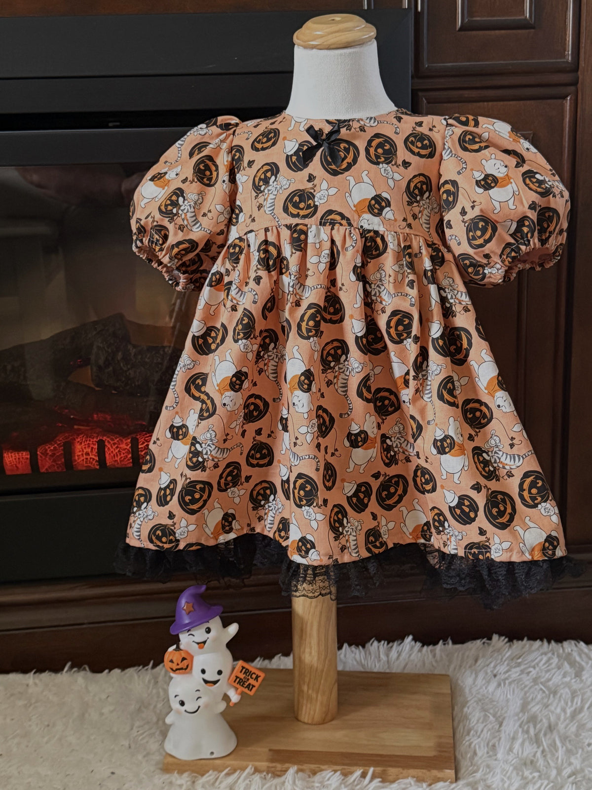 Girls and Toddlers Halloween Winnie the Pooh & Tigger Vintage Babydoll style dress with puff sleeves, bow on the back