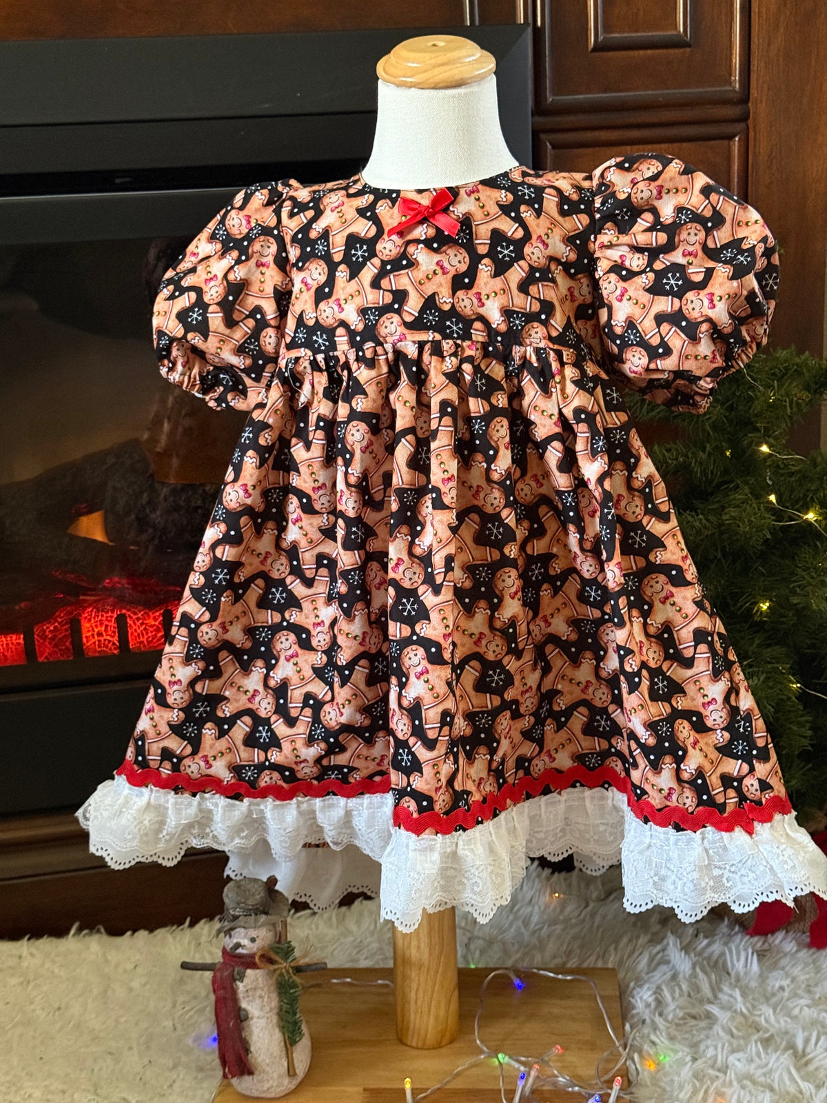 Girls and Toddlers CHRISTMAS GINGERBREAD MAN Vintage Babydoll style dress with puff sleeves, bow on the back