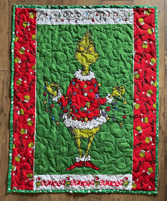 HOW THE GRINCH STOLE CHRISTMAS Inspired Quilted Blanket GRINCH GRINCH GRINCH GRINCHMAS