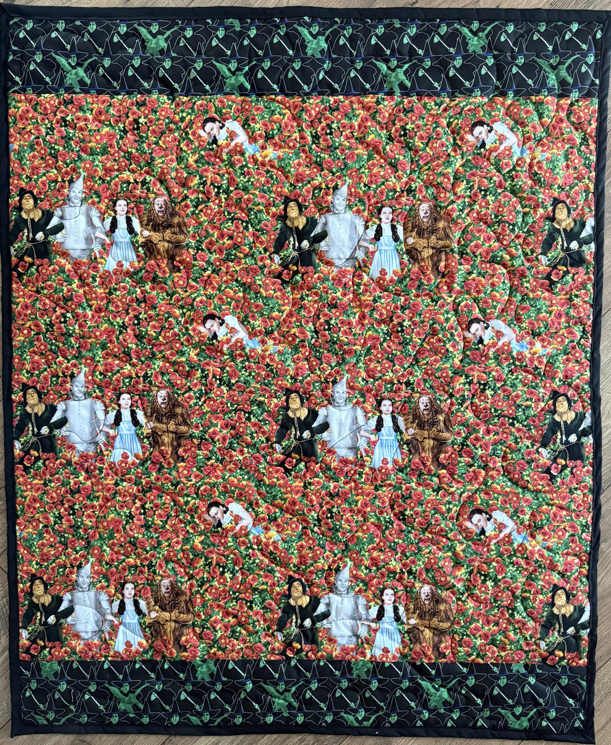 WIZARD OF OZ MOVIE, DOROTHY, SCARECROW, TINMAN & COWARDLY LION WICKED WITCH OF THE WEST Inspired Quilted Blanket