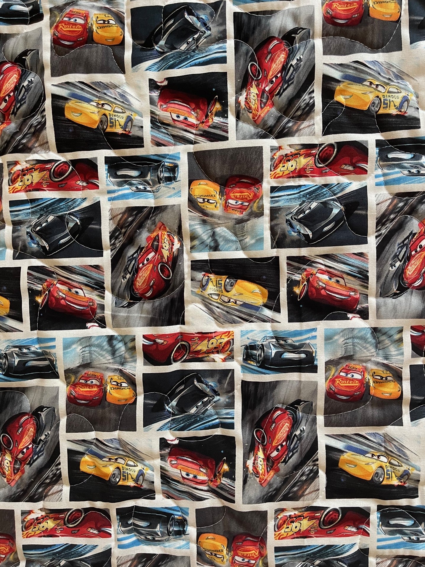 CARS INSPIRED LIGHTNING MCQUEEN *FLORIDA 500* 36"X44" QUILTED BLANKET