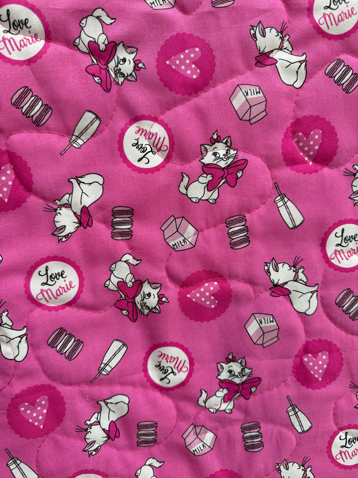 THE ARISTOCATS CARTOON MOVIE POSTER MARIE LOVES MILK BACKING INSPIRED QUILTED BLANKET