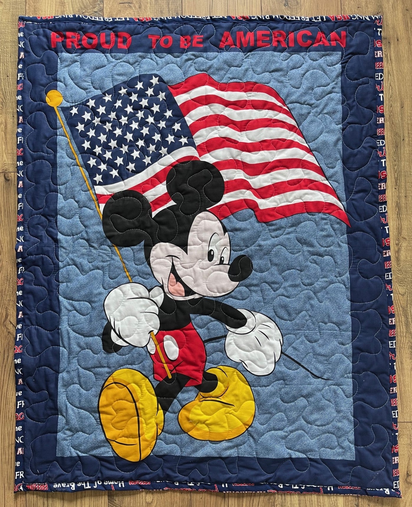 MICKEY PROUD TO BE AN AMERICAN PATRIOT QUILTED BLANKET