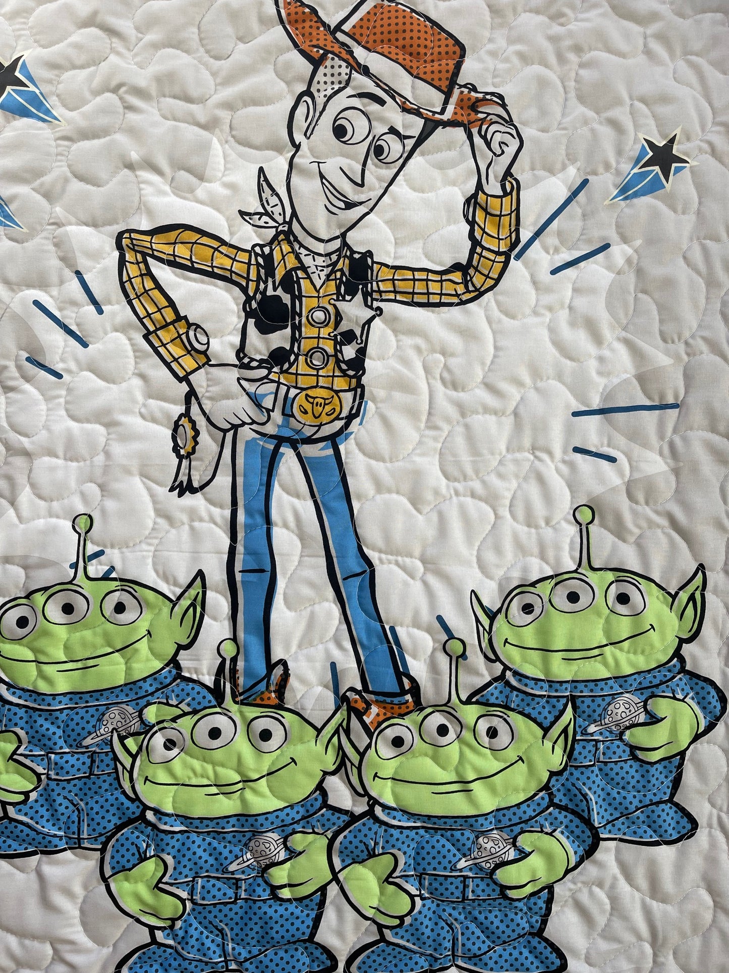 TOY STORY SHERIFF WOODY & THE ALIENS INSPIRED QUILTED BLANKET