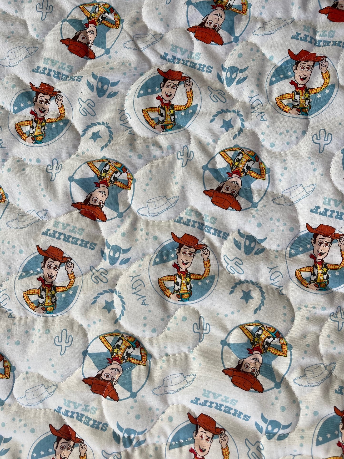 TOY STORY SHERIFF WOODY & ALIENS INSPIRED QUILTED BLANKET
