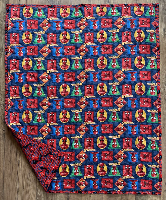 THE AMAZING SPIDER-MAN SPIDEY SENSE BADGE INSPIRED QUILTED BLANKET