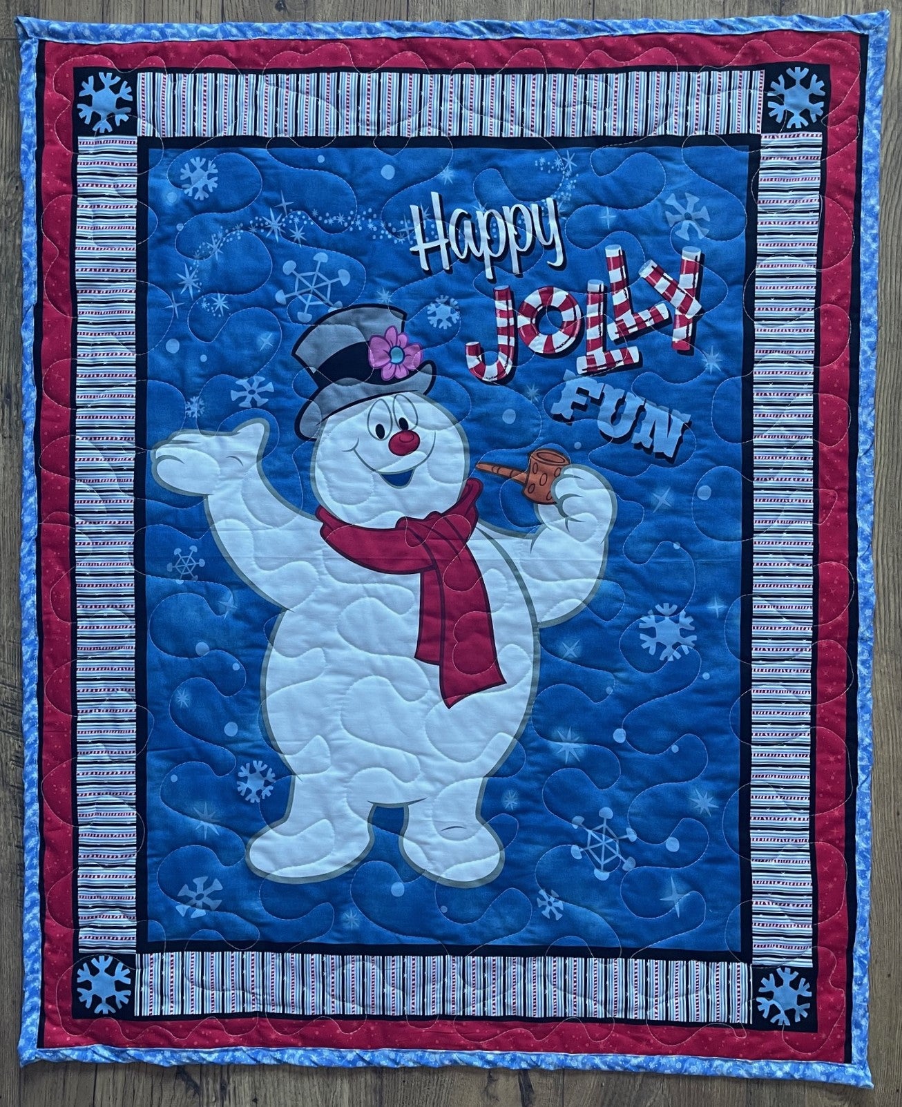 CHRISTMAS CLASSIC FROSTY THE SNOWMAN *HAPPY JOLLY FUN* QUILTED BLANKET with a Shimmer Glitter backing snowflakes