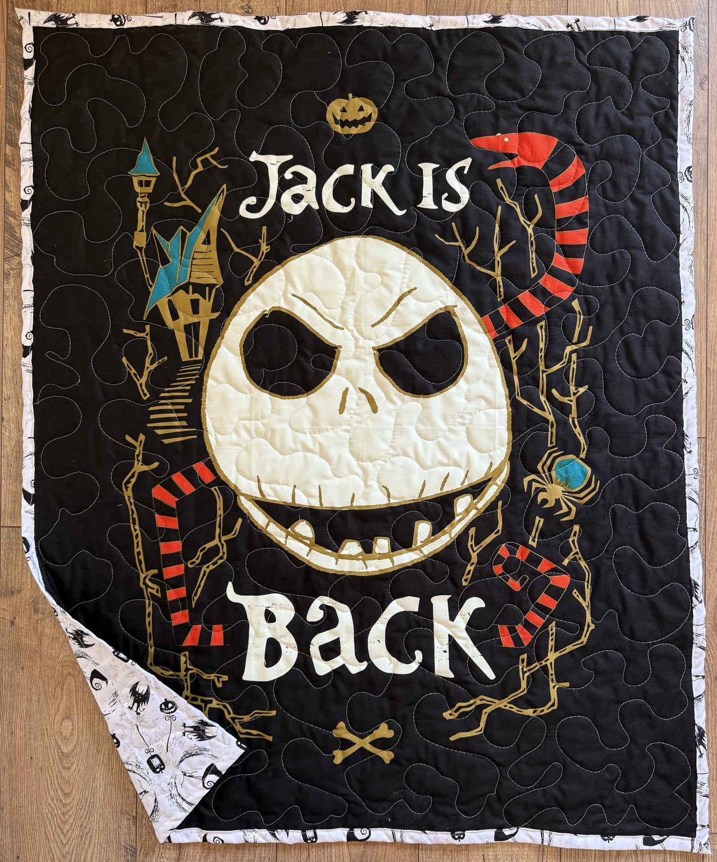 NIGHTMARE BEFORE CHRISTMAS *GLOW IN THE DARK* JACK IS BACK Quilted Blanket