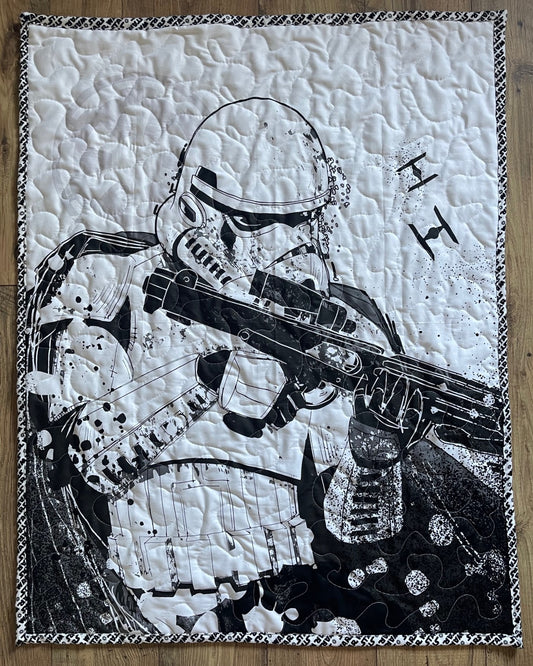 STAR WARS STORMTROOPER QUILTED BLANKET WITH SOFT FLANNEL BACKING