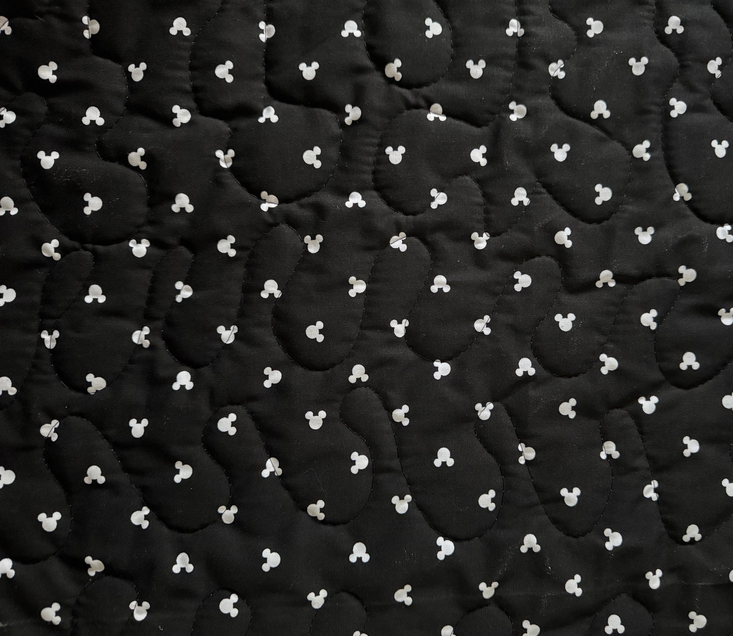 MICKEY MOUSE & MINNIE MOUSE *LOVE* Inspired Quilted Blanket